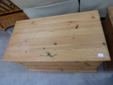 A Light Modern Pine Blanket/Toy/Storage Chest with Hinged Lid 82cm (est £20-£40)