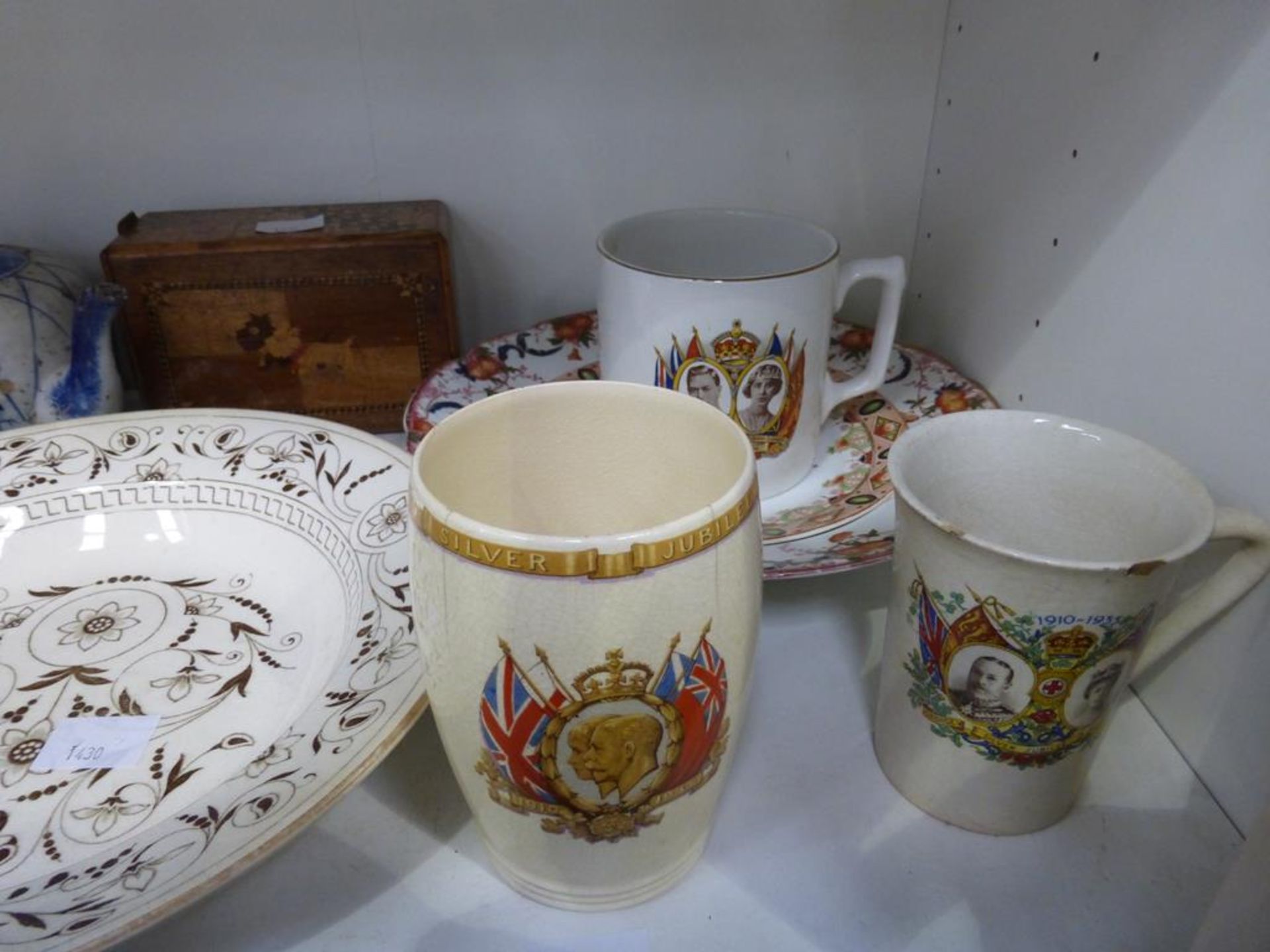 Meakin Dinnerware, Oriental Puzzle Box, Royalty Commemorative Mugs etc. (est £20-£30) - Image 6 of 6