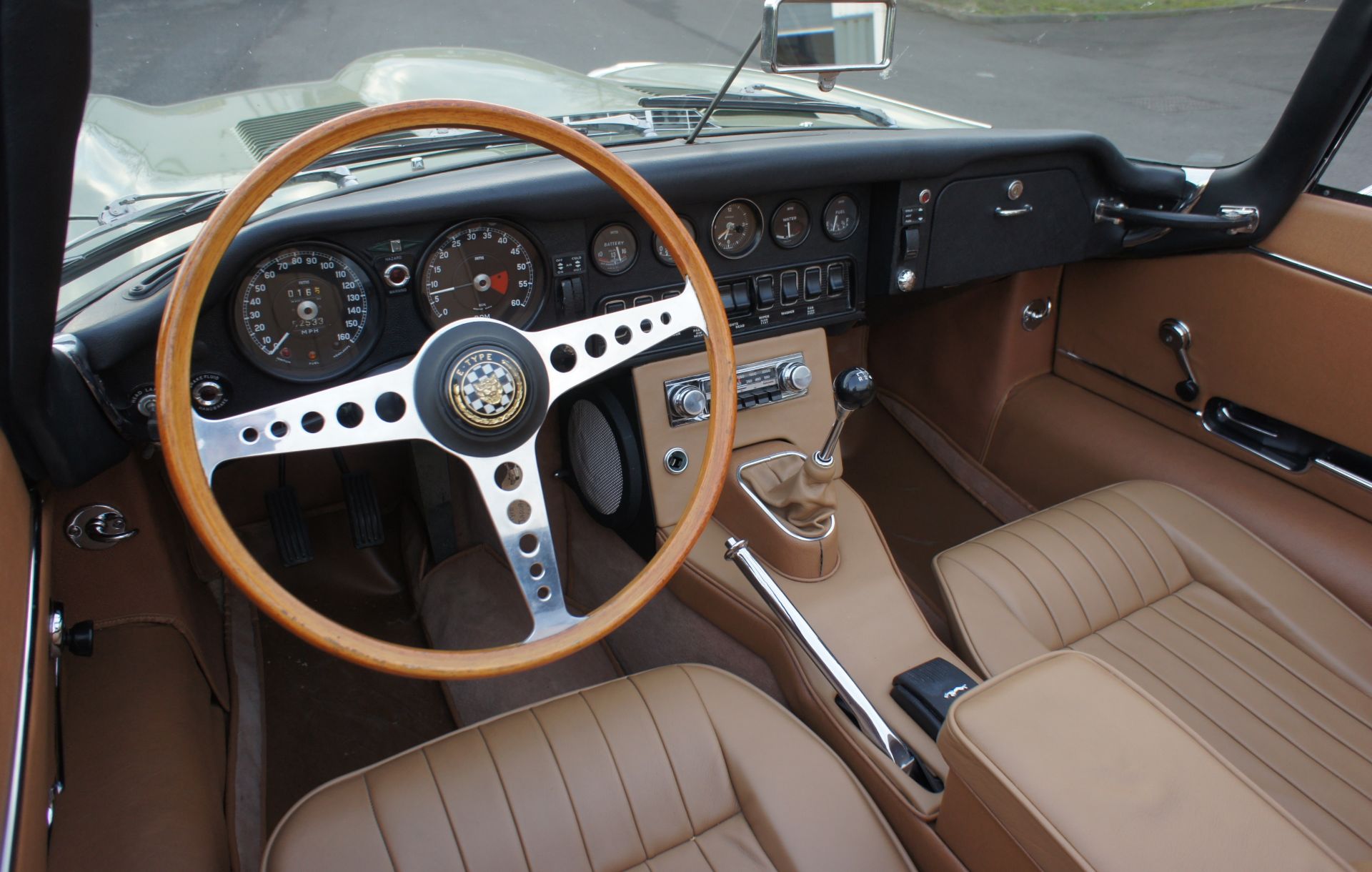 1970 JAGUAR E TYPE SERIES 2 OTS BARE METAL RESTORATION - Image 26 of 38