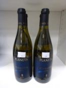 * 4 Bottles of Planeta Cometa (4) Intense and full of character, with integrated aromatic notes of