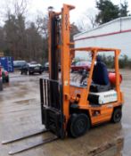 Toyota 42-AFG 15 gas powered Fork Lift Truck, 4992 hours, Year of registration 1982