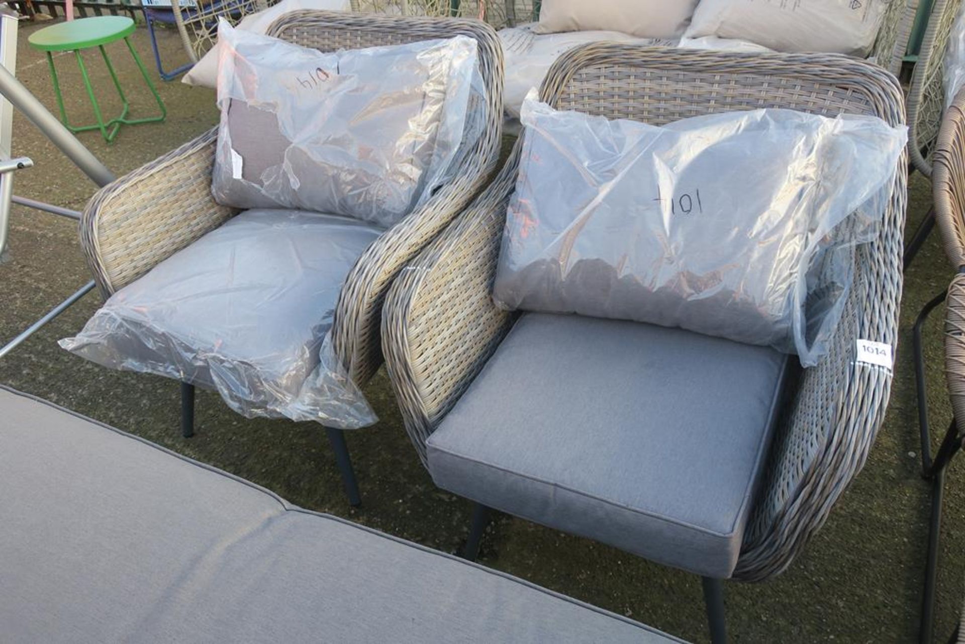 * Rattan Grey and Brown 3pc Garden Set - Image 2 of 3