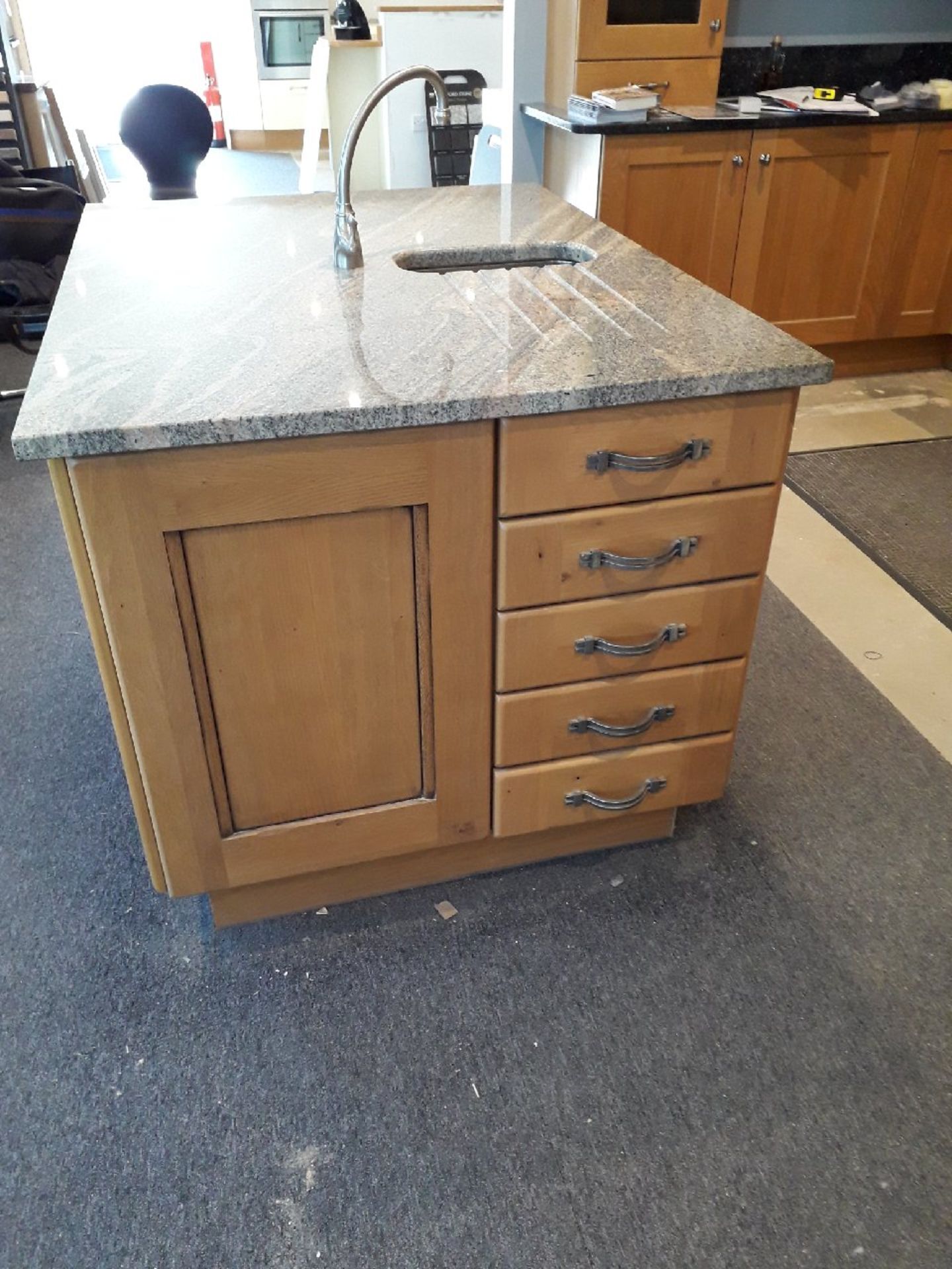 Oak/Grey Granite Topped Island Unit 1280x908 with - Image 3 of 4
