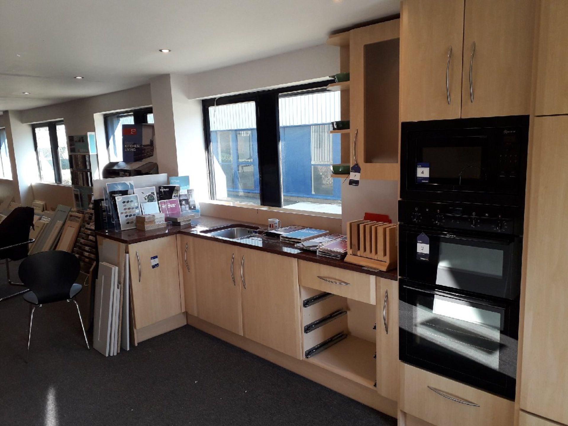 Melamine/Red Marble Topped Display Kitchen fitted - Image 2 of 6