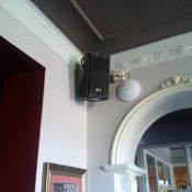 4 Speakers wall mounted