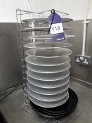 14-tier plate/pizza stand