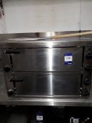Lincat double pizza oven (electric) 800mm x 700mm x 570mm - Disconnection only by a suitably
