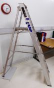 6 tread aluminium stepladder