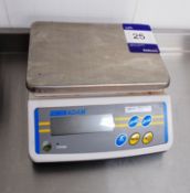 Adam LBK12 digital scales