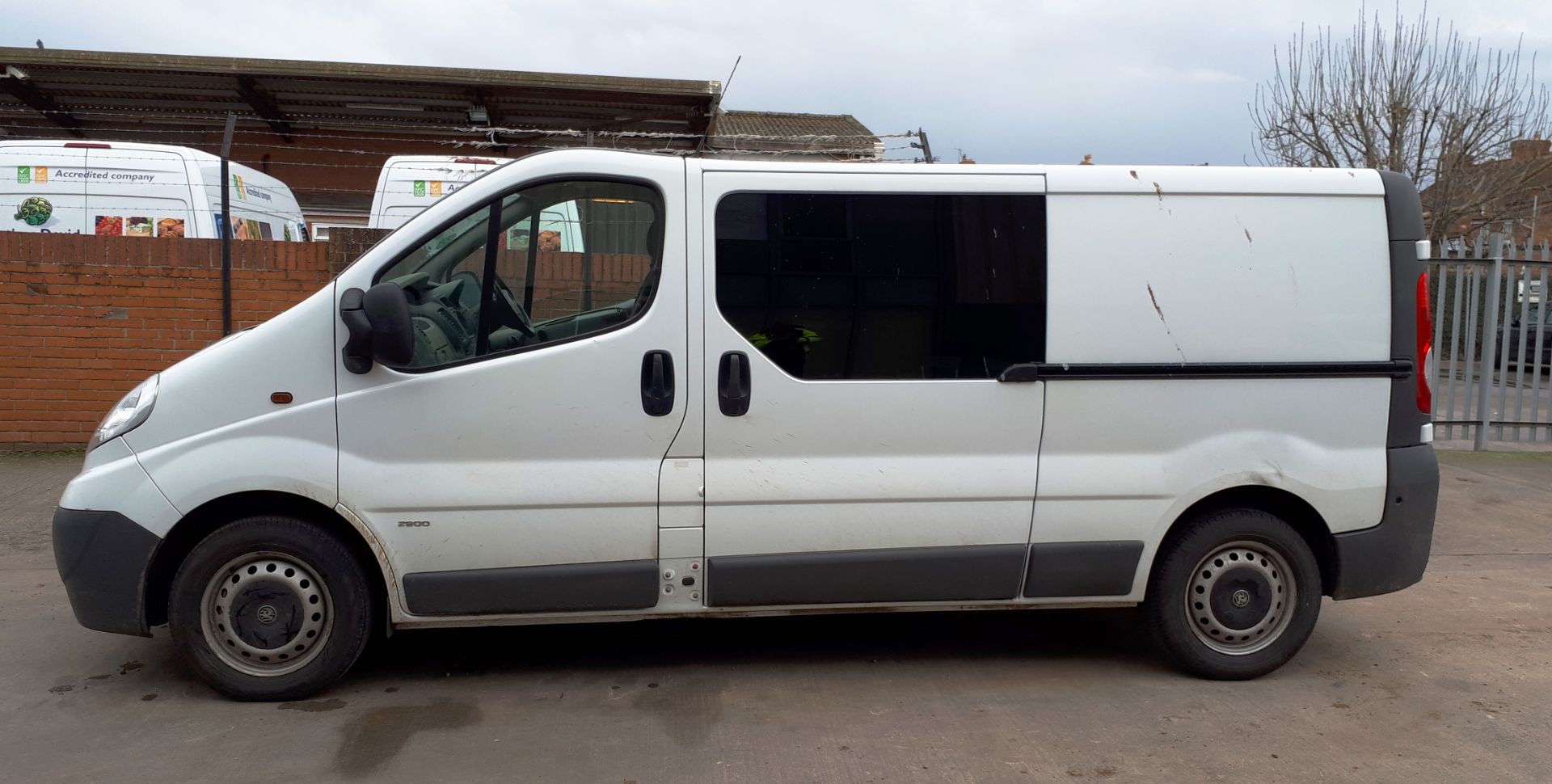 Vauxhall Vivaro 2900 CDTI LWB Panel Van, registration MC07 RSC, first registered 22 May 2014, V5 - Image 2 of 12