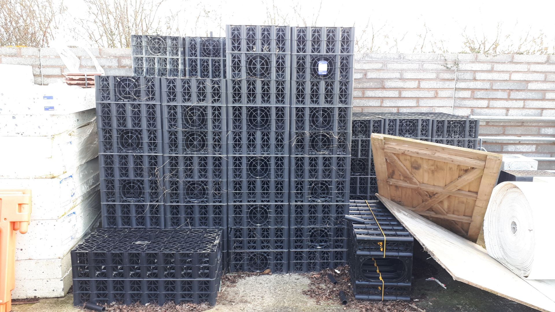 Circa 100 plastic crates. *Viewing strictly by app