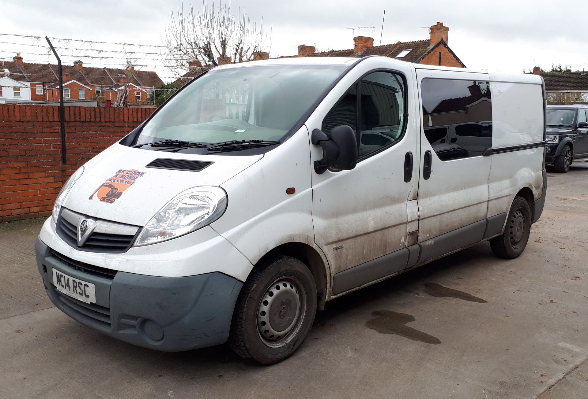 Vauxhall Vivaro 2900 CDTI LWB Panel Van, registration MC14 RSC, first registered 16 April 2014, V5