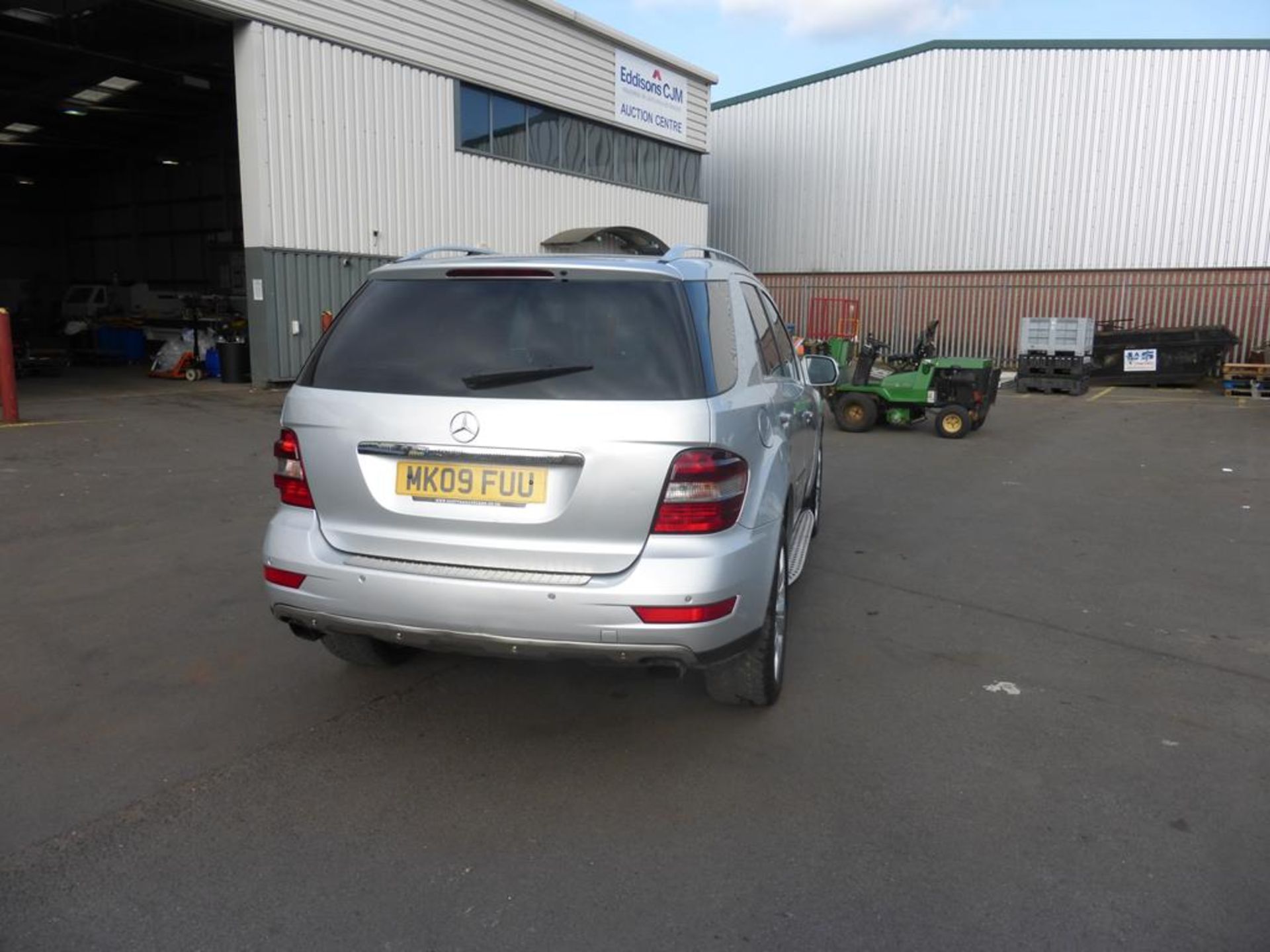 A Mercedes Benz ML 4x4 Half Leather Interior Automatic/Bluetooth and Cruise Control. Date of First - Image 6 of 23