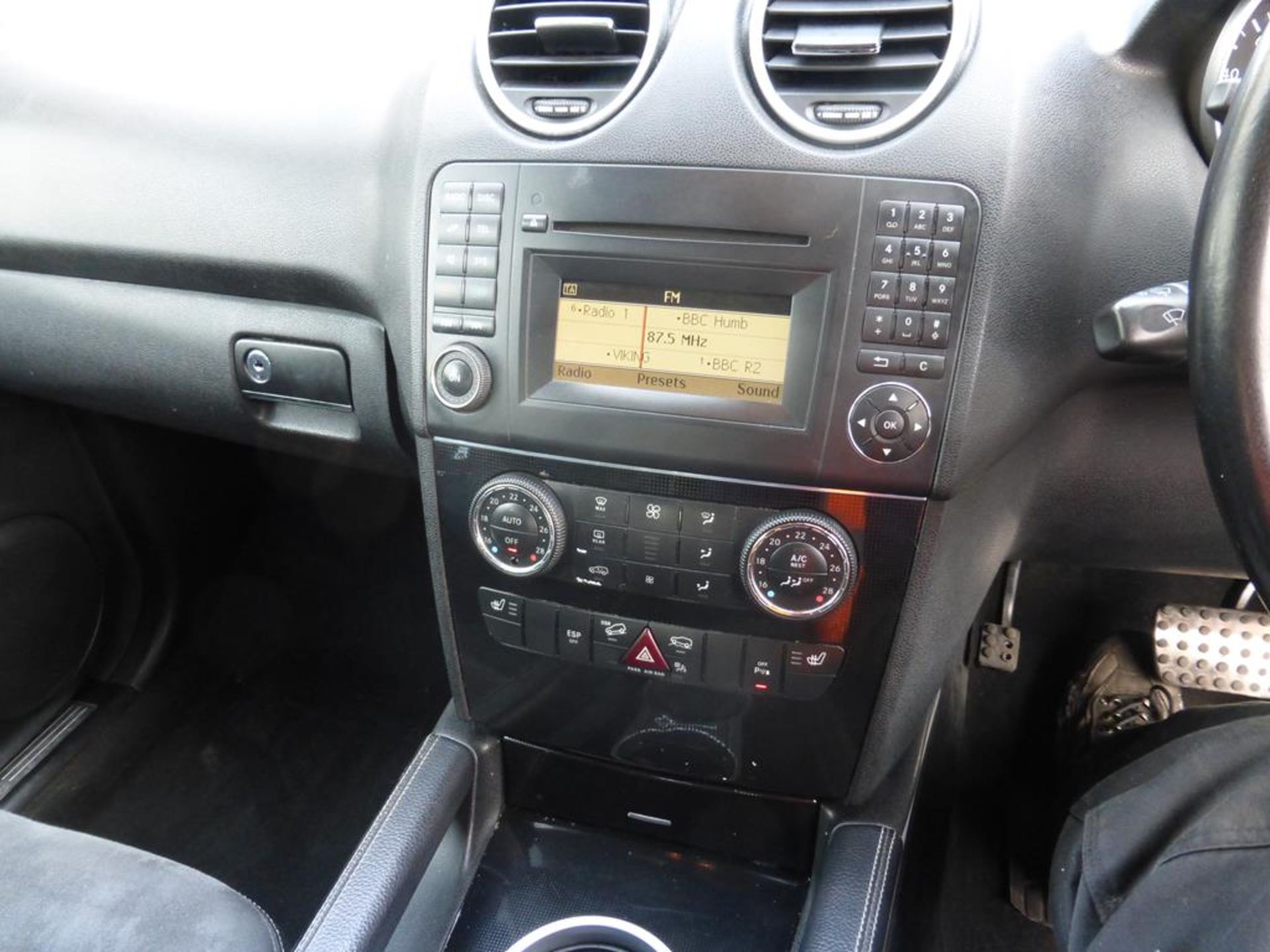 A Mercedes Benz ML 4x4 Half Leather Interior Automatic/Bluetooth and Cruise Control. Date of First - Image 23 of 23