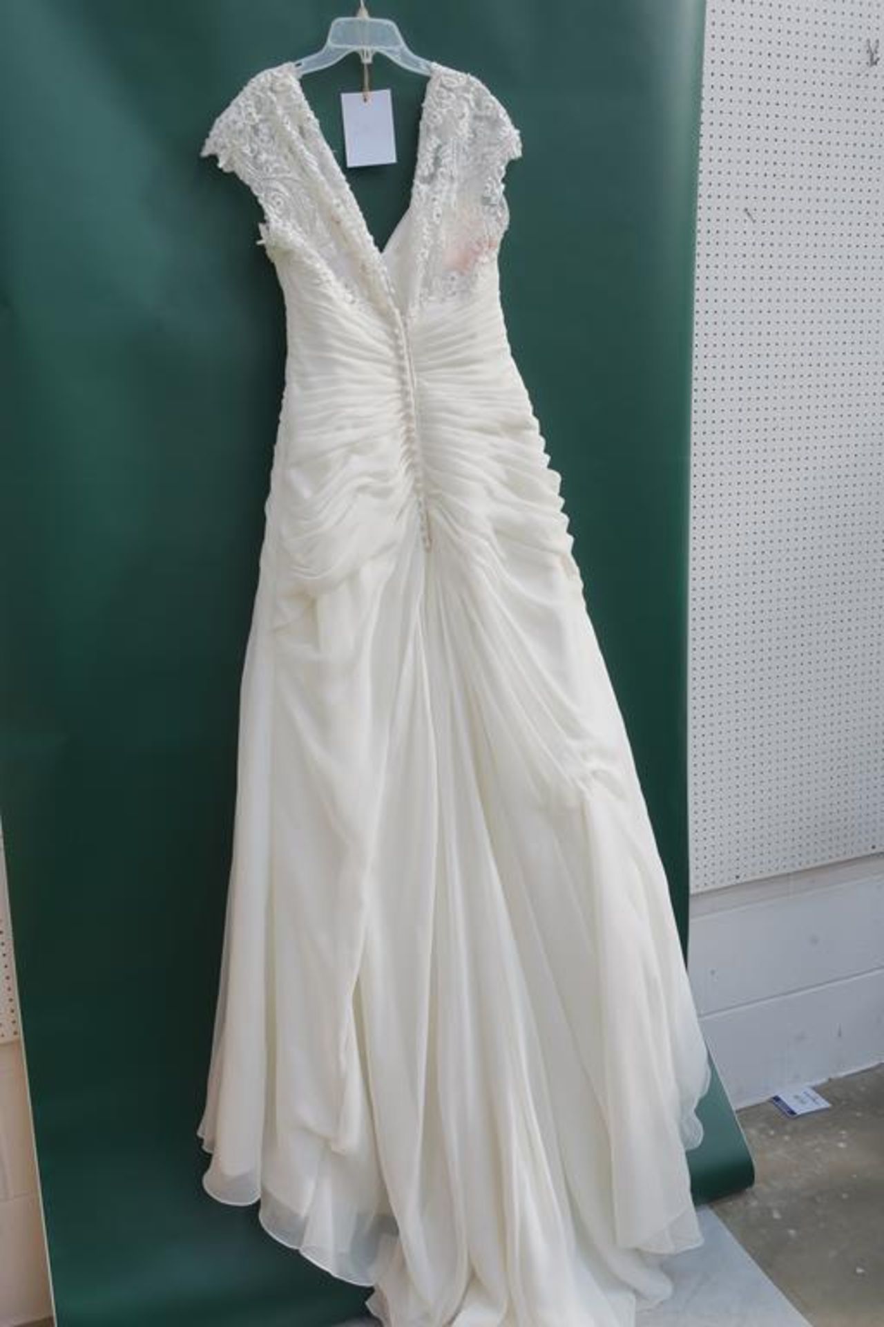 * Victoria Jane by Ronald Joyce Wedding Dress UK Size 16 (RRP £1200) - Image 3 of 3