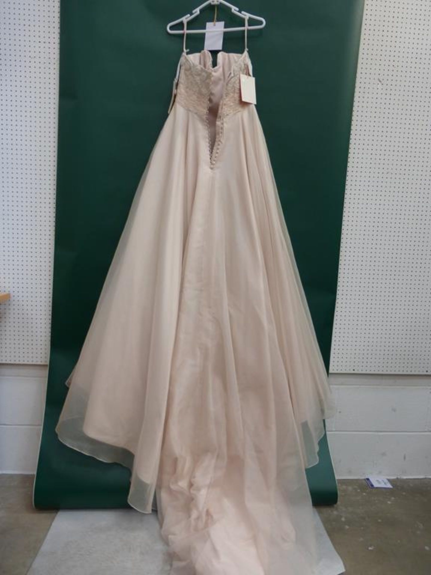 * Maureen Myring Kesterton Wedding Dress UK Size 12 (RRP £1420) - Image 3 of 4