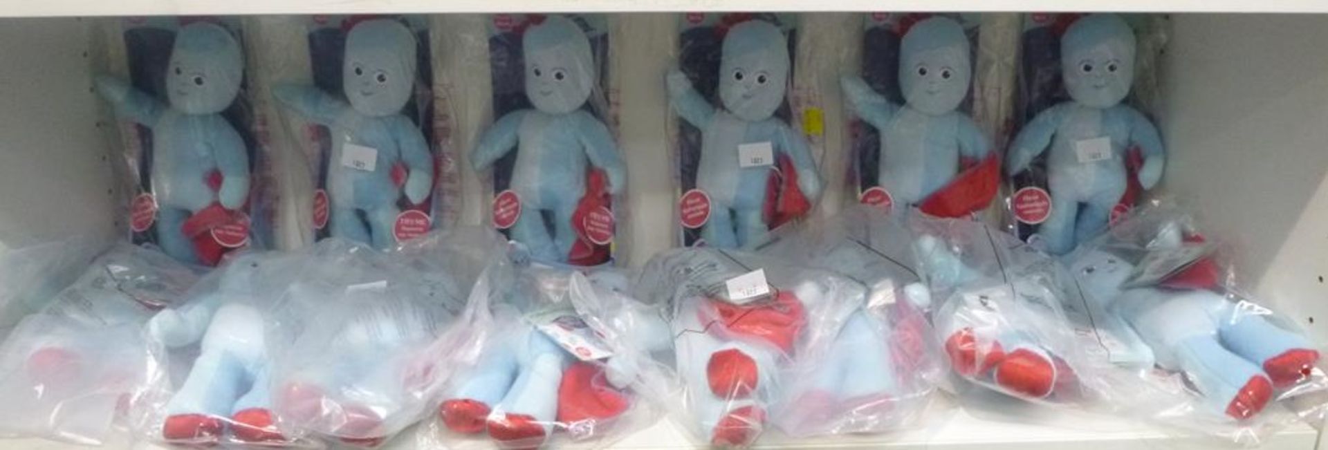 * 14 x In The Night Garden Igglepiggle 23cm (some boxed) (Approx RRP £320)