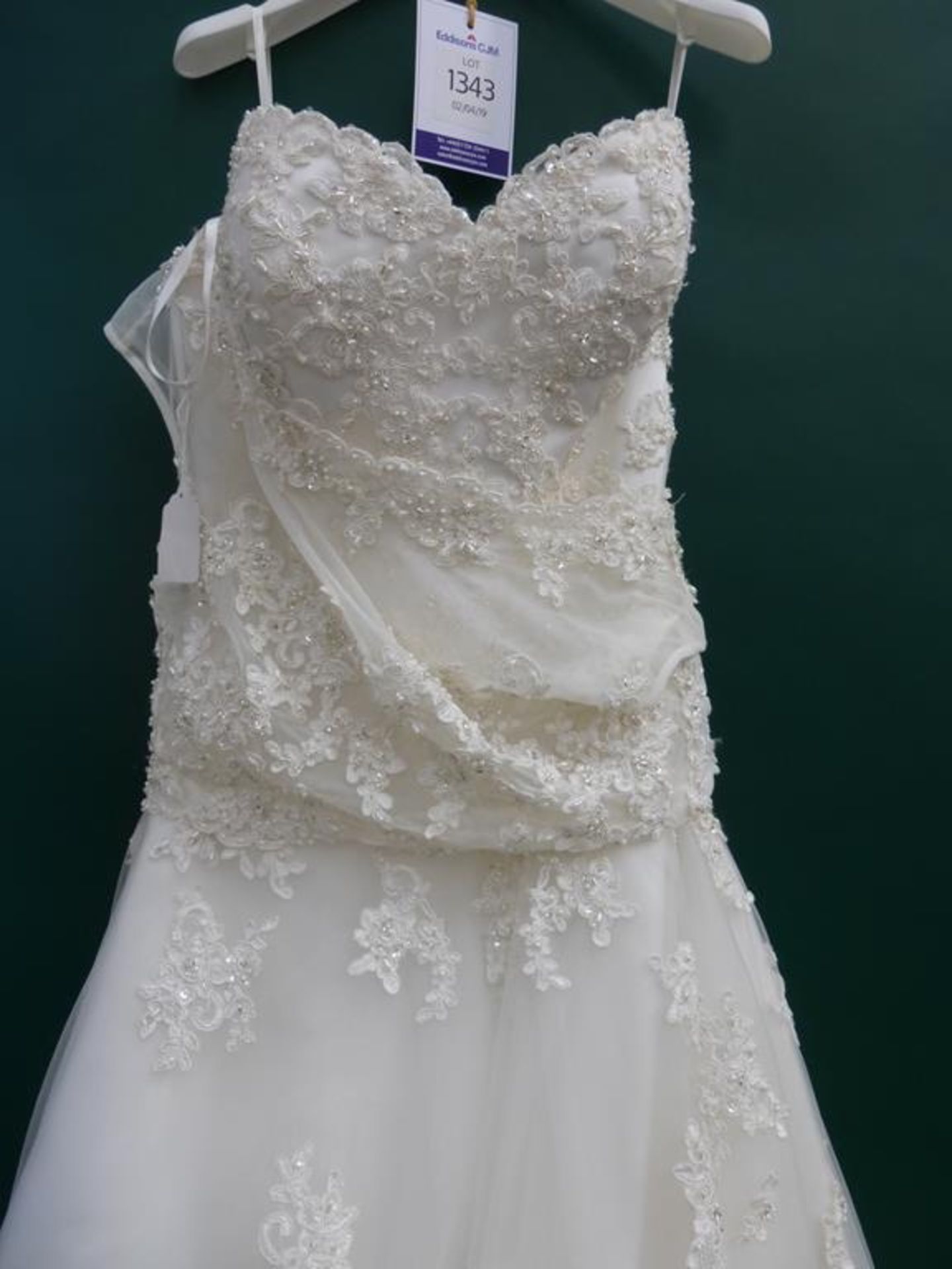 * Sincerity Wedding Dress UK Size 14 (RRP £1030) - Image 2 of 5