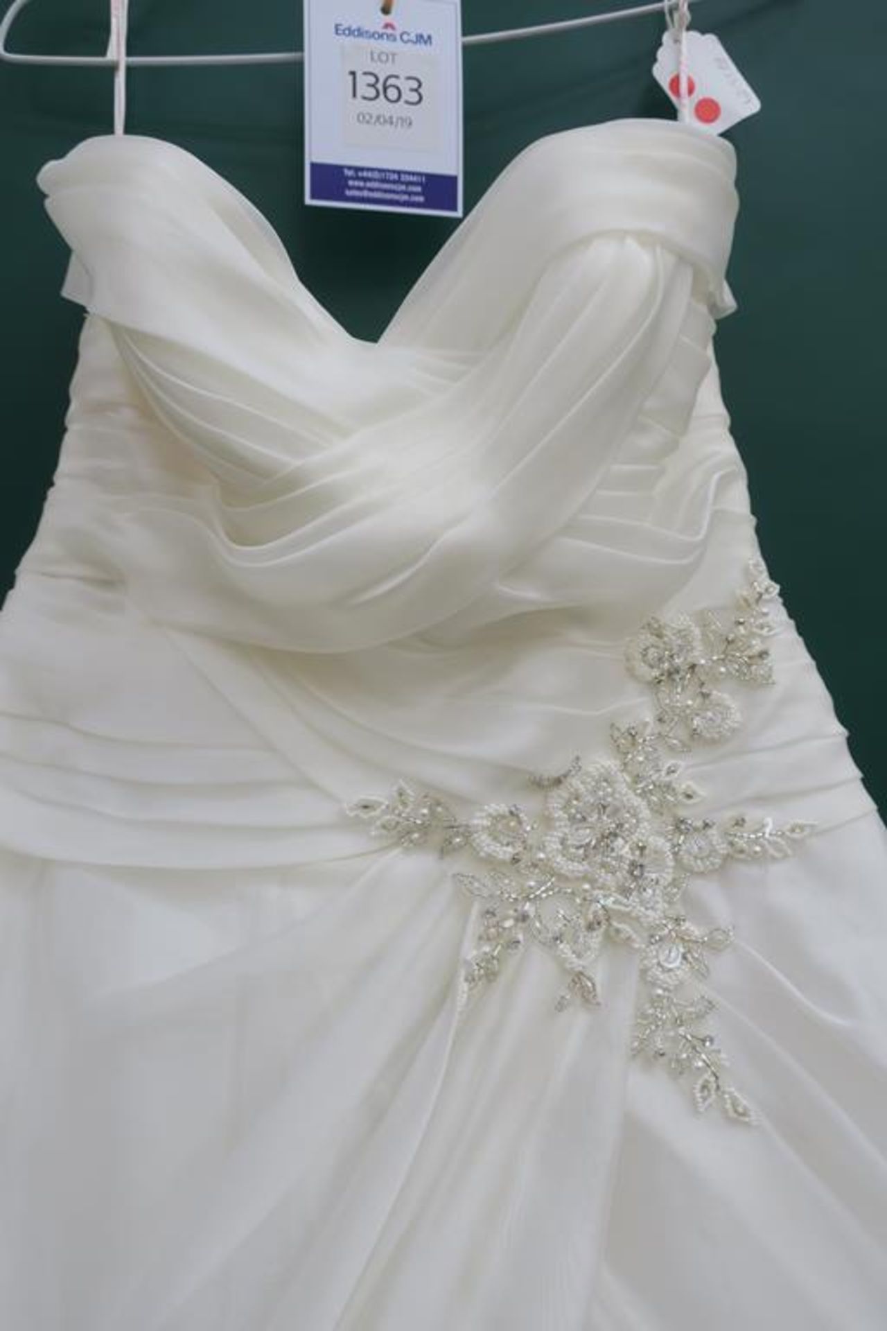 * 'Beautiful' Wedding Dress UK Size 16 (RRP £860) - Image 2 of 4
