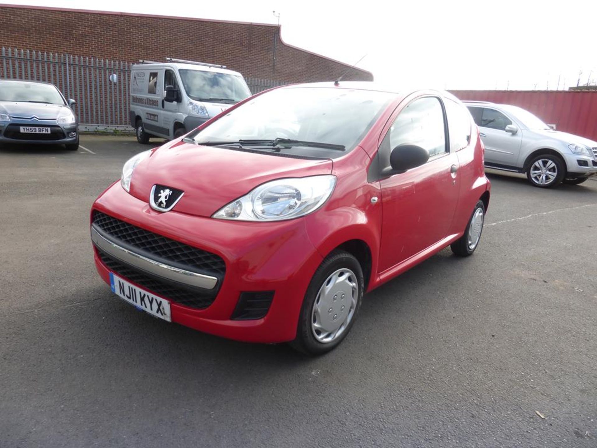 A Peugeot 107 Urban Lite 3 Door Hatchback 998cc Petrol. Date of First Registration 29-07-2011. Comes - Image 12 of 12