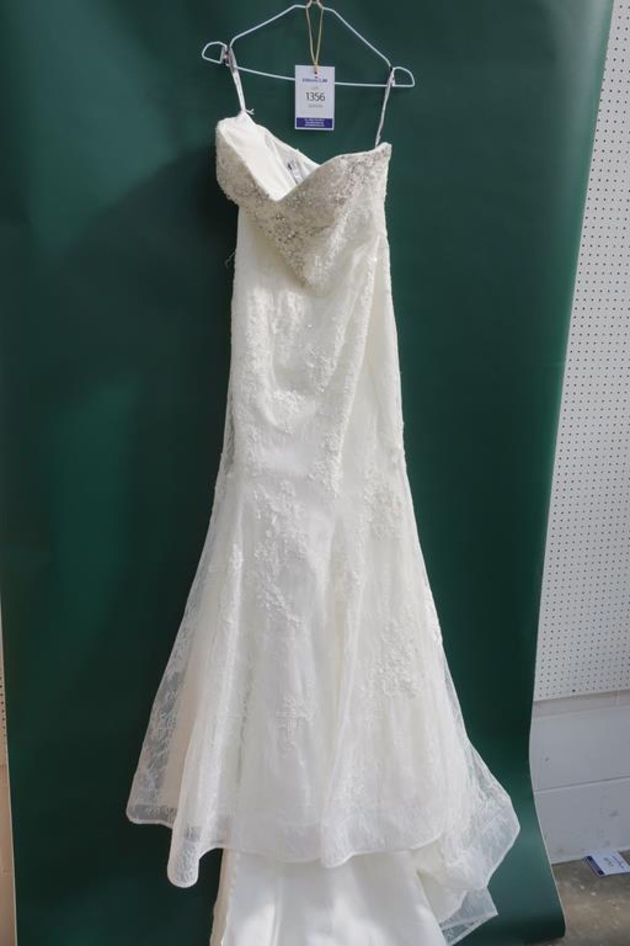 * David Tutera for Mon Cheri Wedding Dress UK Size 14 (RRP £1380)