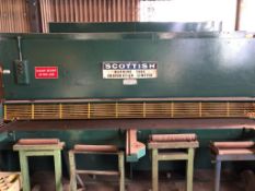* 56 SCOTTISH MACHINE TOOL GUILLOTINE 3m W X 0.5 INCH CUT. Please note this lot is located in Barton