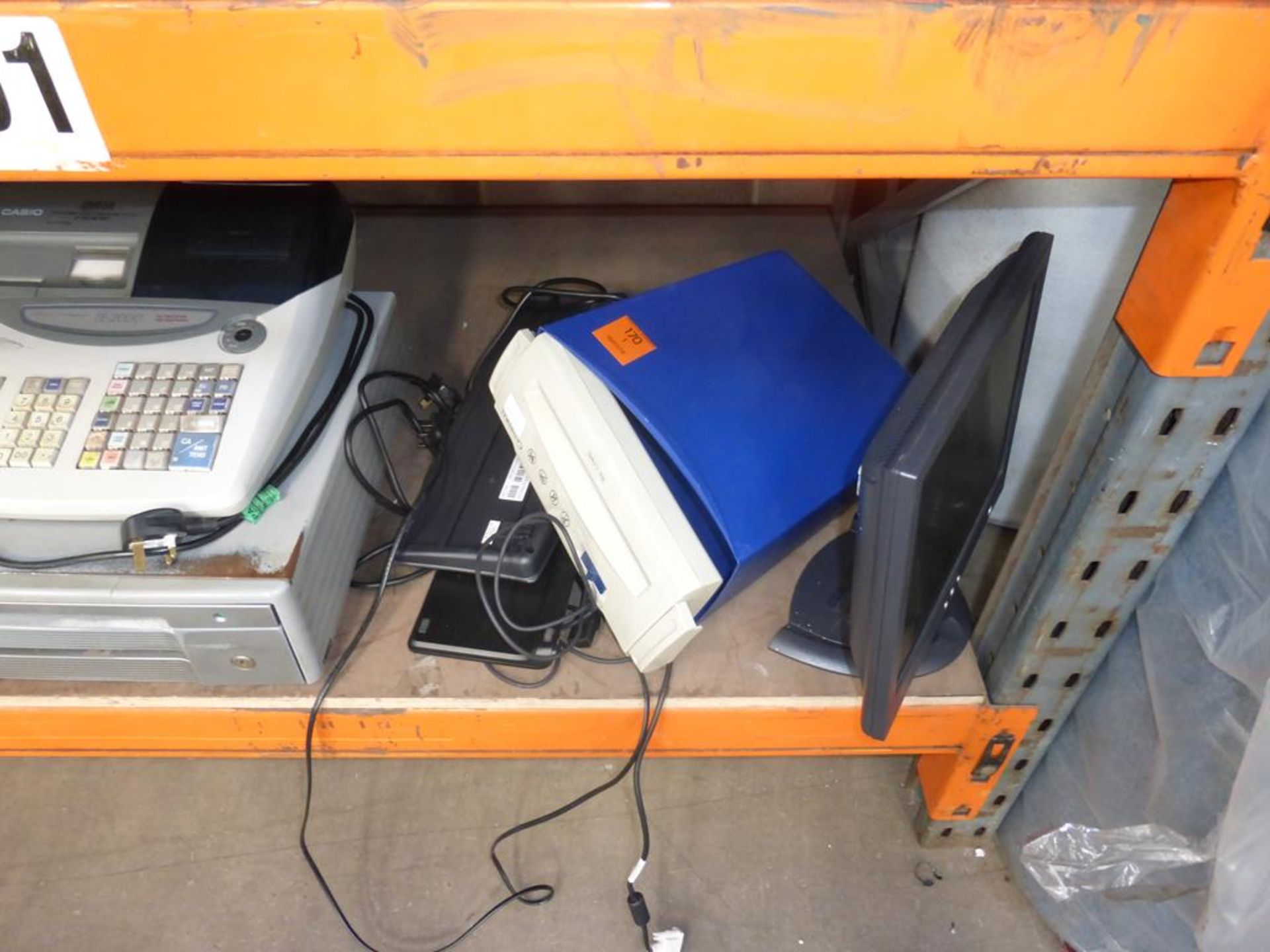 * A Casiote-2000 and a Sharp XE-A307 Cash Registers, a HP Office Jet Printer, a HP Monitor, Shredder - Image 2 of 5