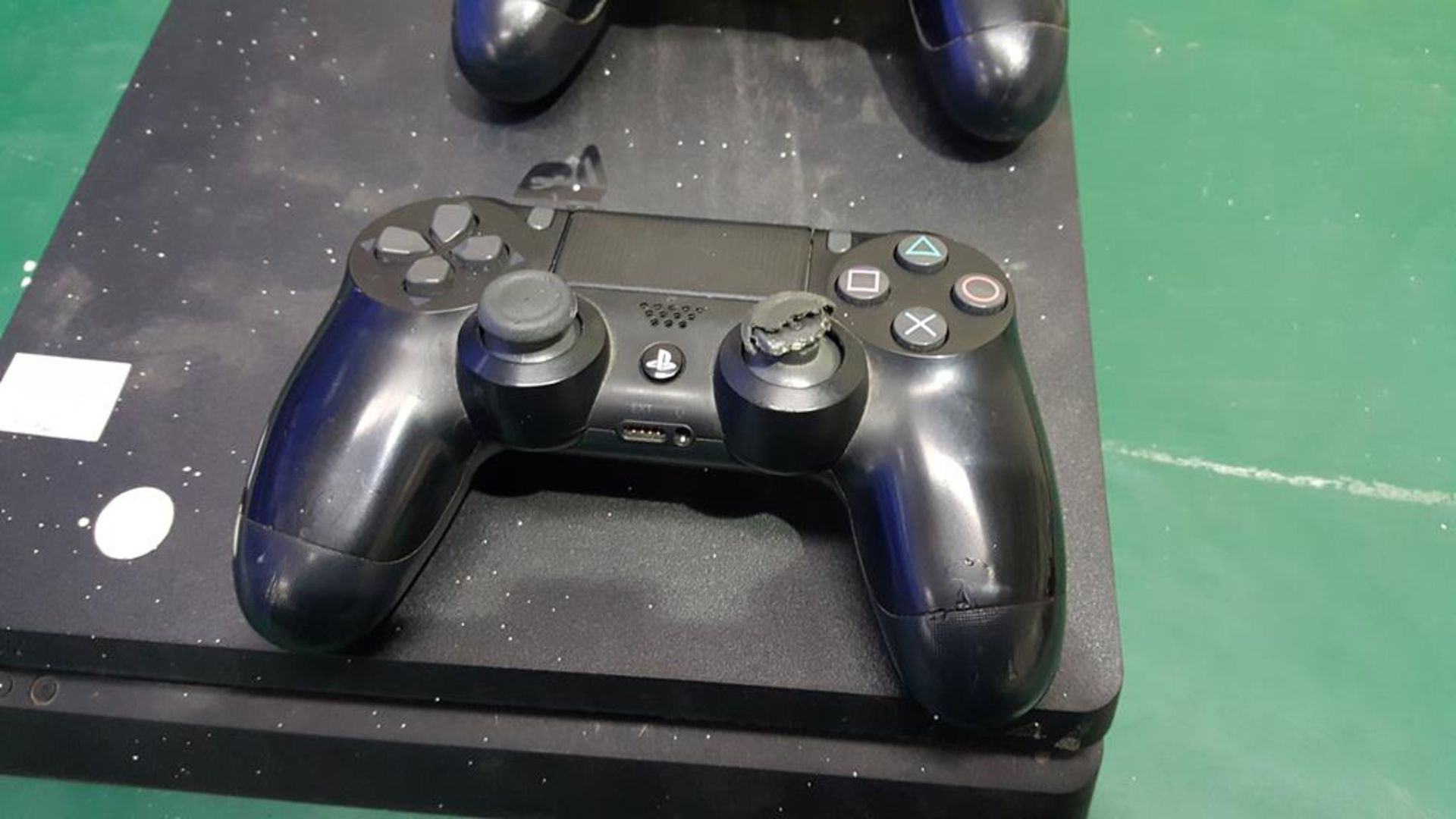 * A Playstation 4 Console (system reset) together with two controllers (a/f) and Fifa 18 (no box) - Image 6 of 7