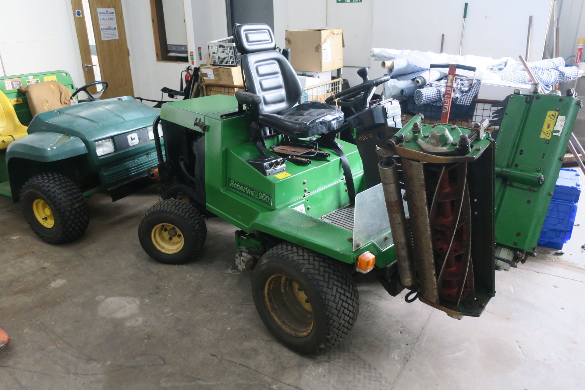 * A John Deere Roberine 900 Triple Mower Diesel