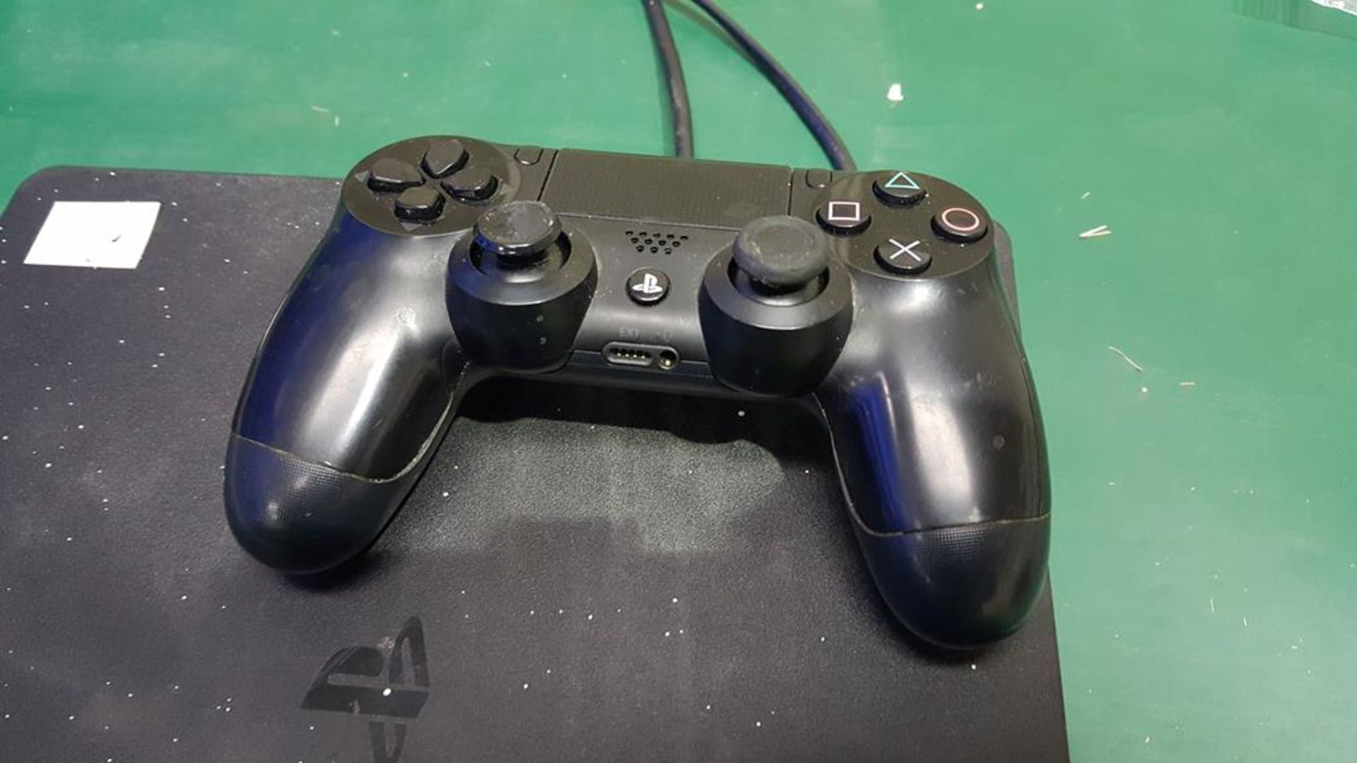 * A Playstation 4 Console (system reset) together with two controllers (a/f) and Fifa 18 (no box) - Image 7 of 7