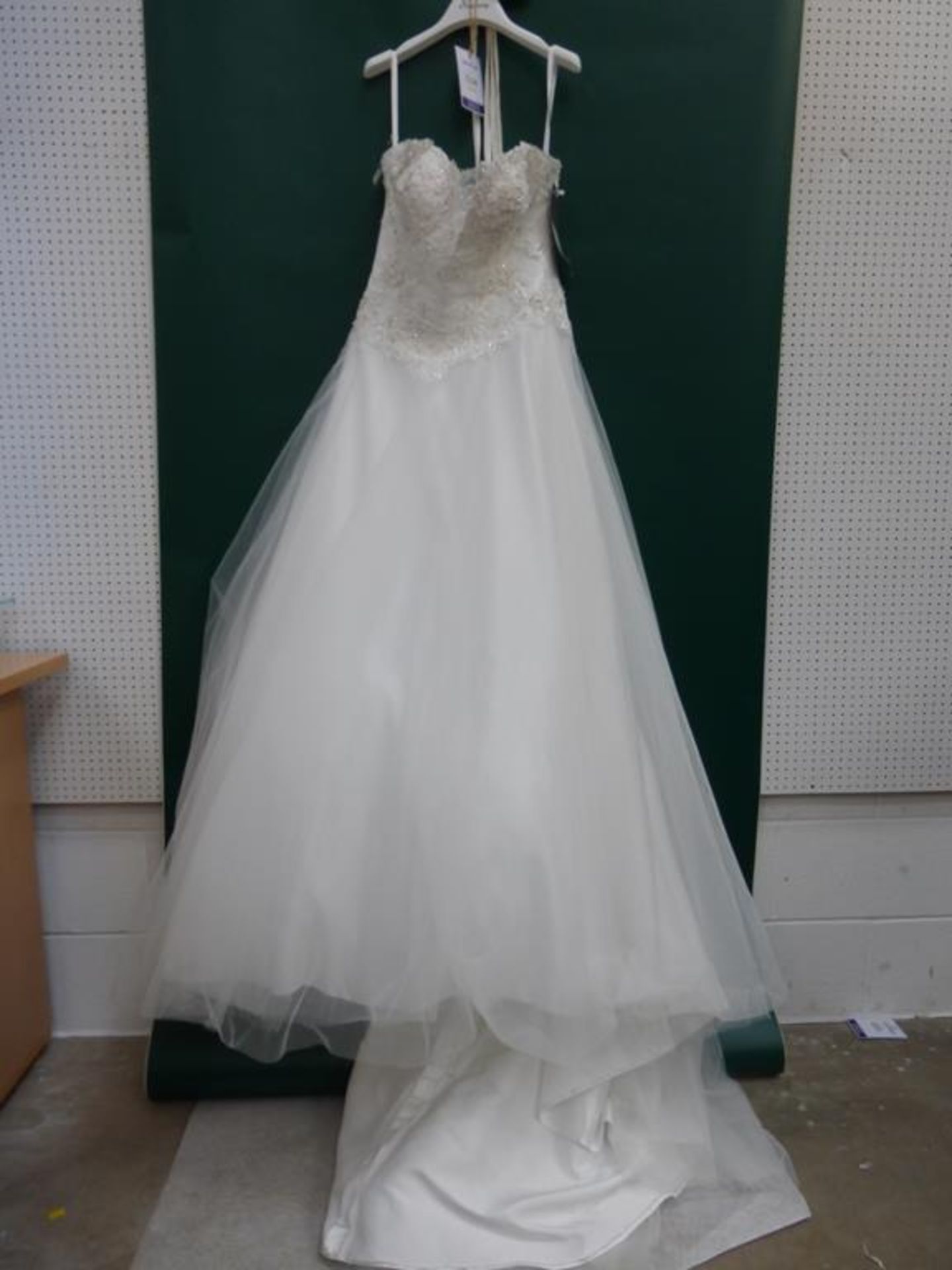 * Romantica Collections Wedding Dress UK Size 14 (RRP £1115)