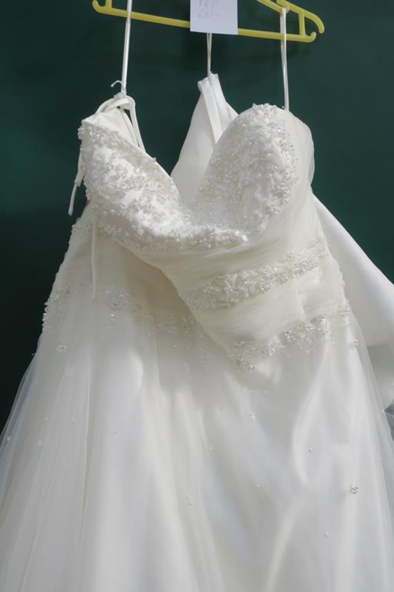 * Wedding Dress (Make Unknown) UK Size 28 (RRP £850) - Image 2 of 4