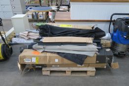 A selection of various Parasols. Please note there is a £5 plus VAT Lift Out Fee on this lot.
