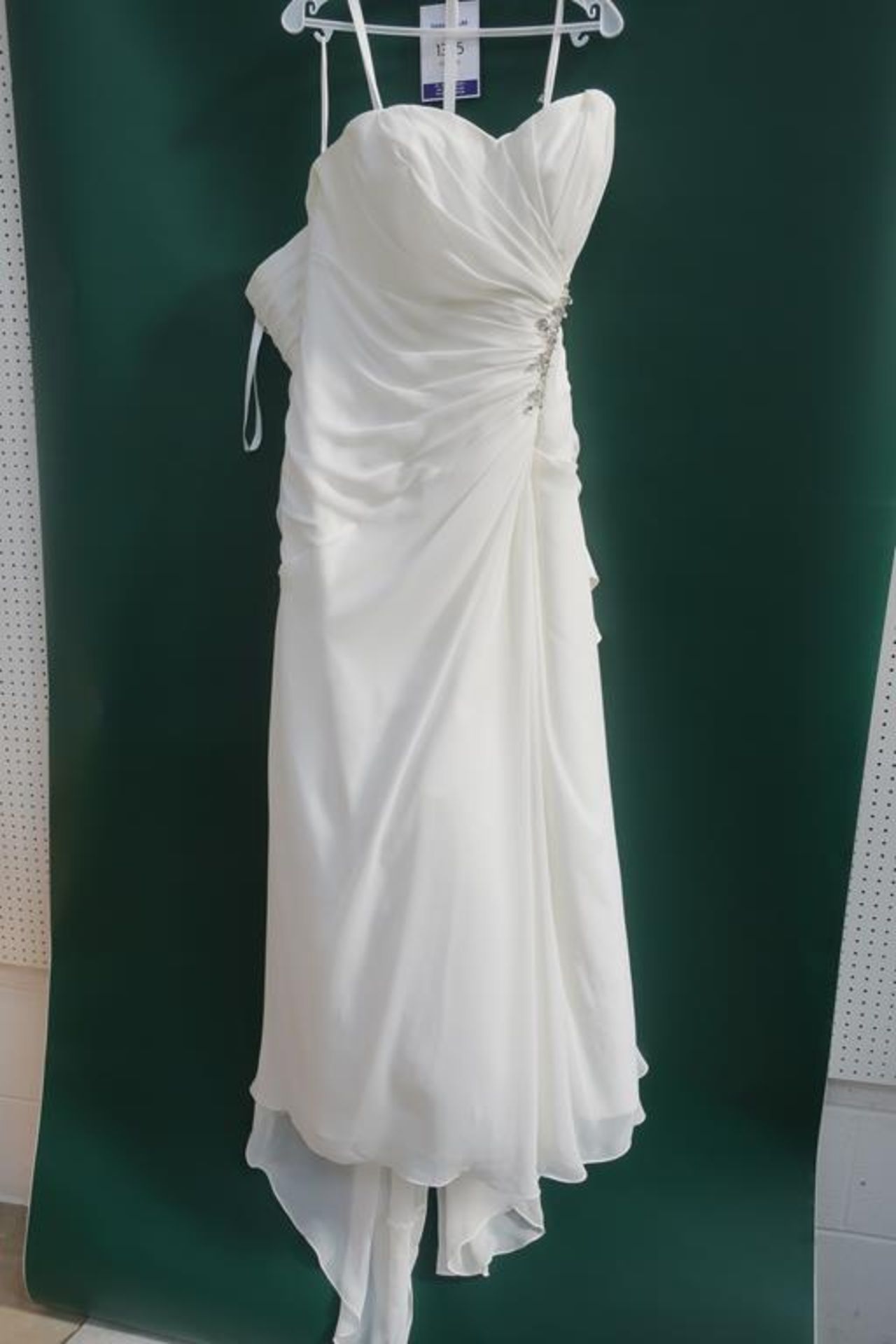 * Cara Mia Wedding Dress Size 18W (RRP £890)
