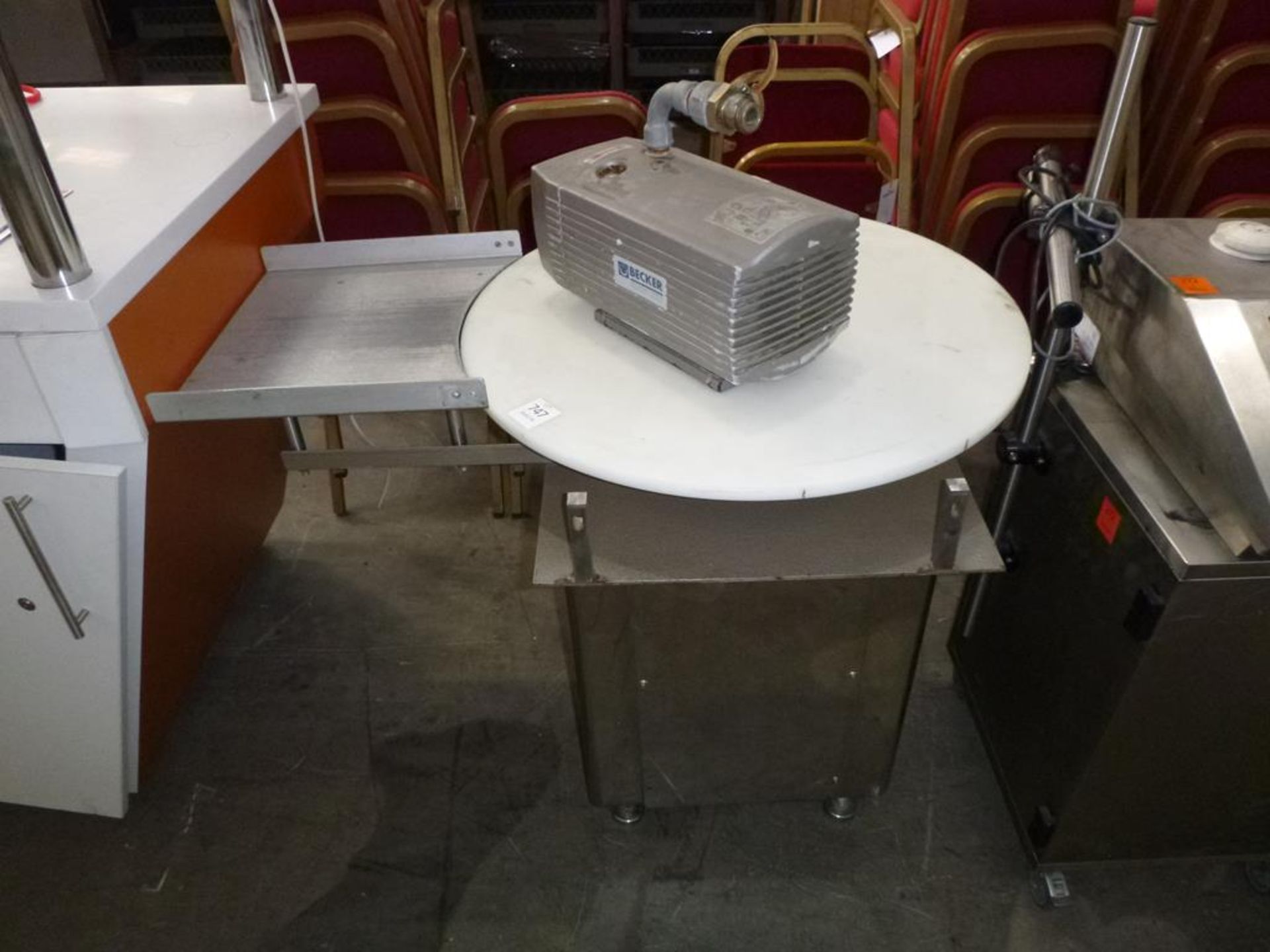 * A Stainless Steel Turn Table Unit (no motor). Please note there is a £5 plus VAT Lift Out Fee on