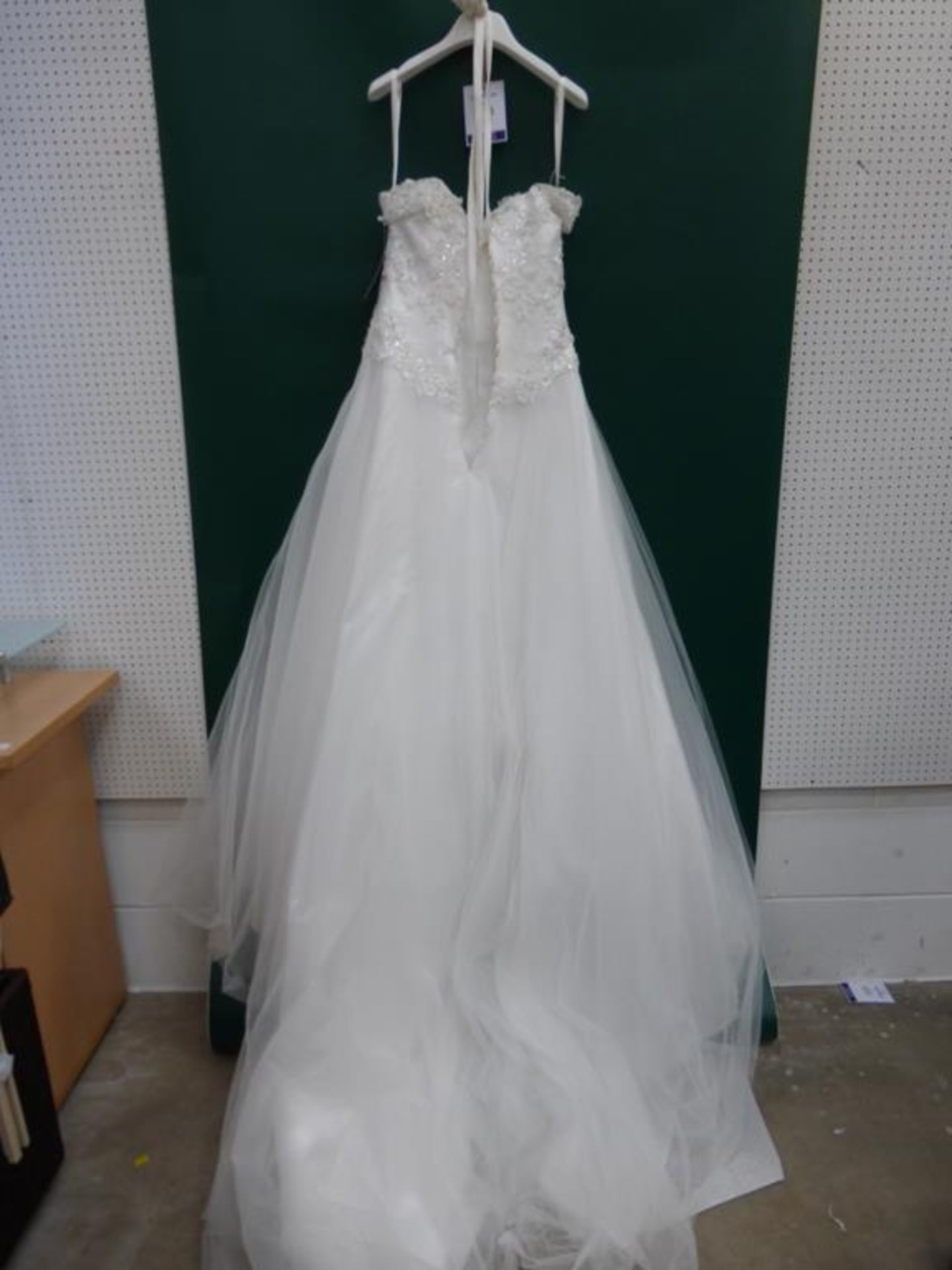 * Romantica Collections Wedding Dress UK Size 14 (RRP £1115) - Image 2 of 4