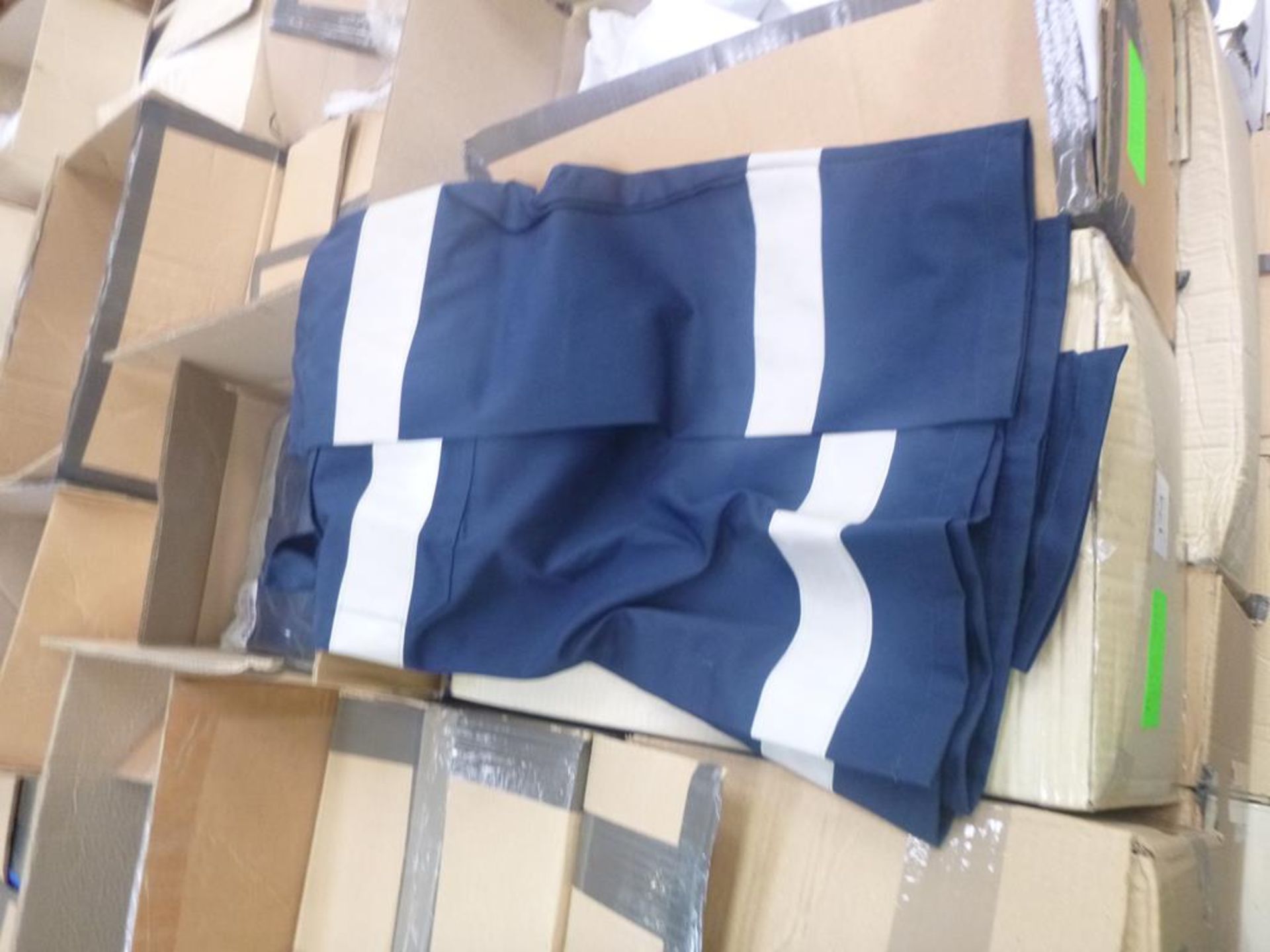 * A pallet of various Workwear to include Blue Overcoats, Work Jackets, Work Trousers, White - Image 4 of 4