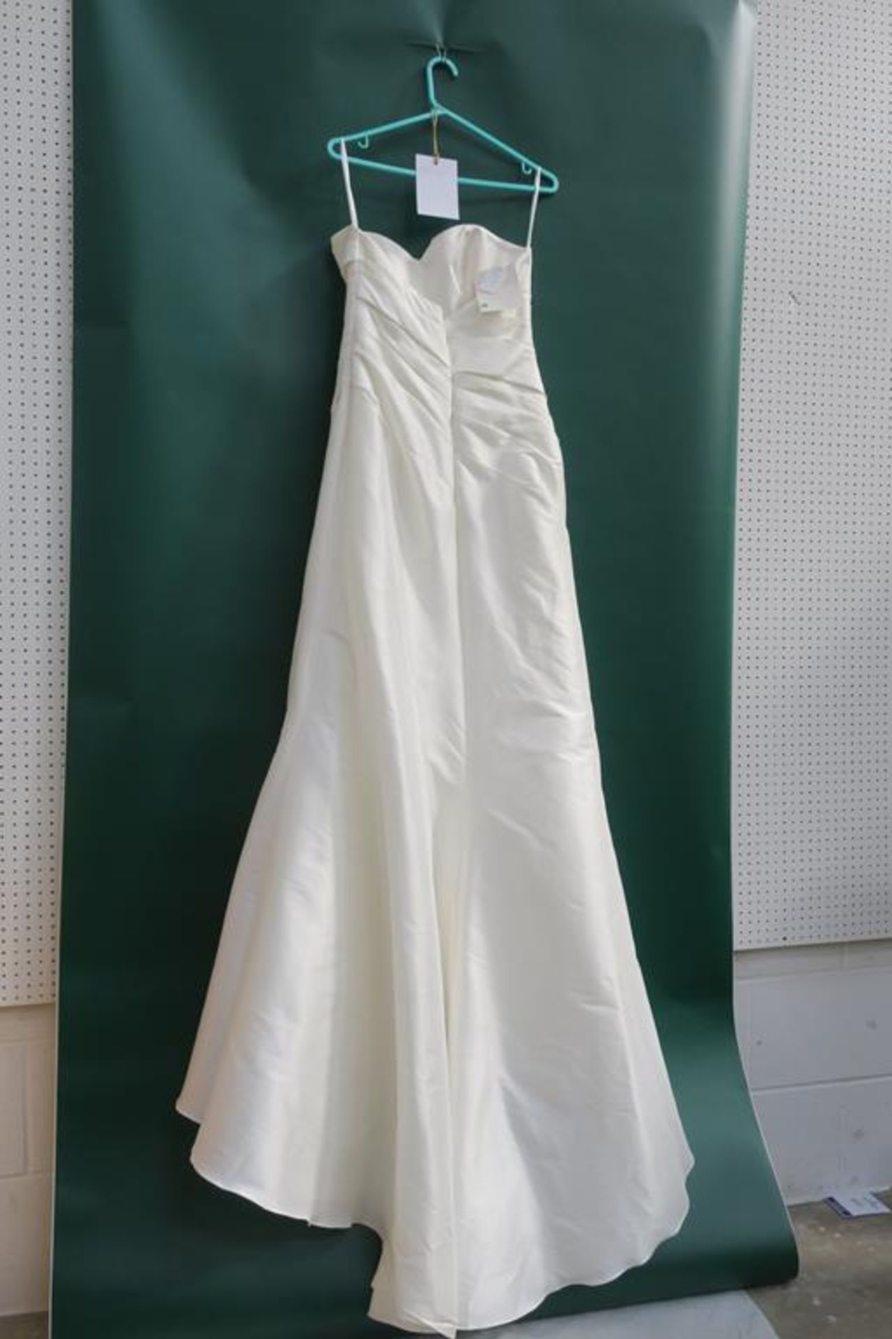 * 'Beautiful Bridal' Wedding Dress UK Size 14 (RRP £675) - Image 2 of 3