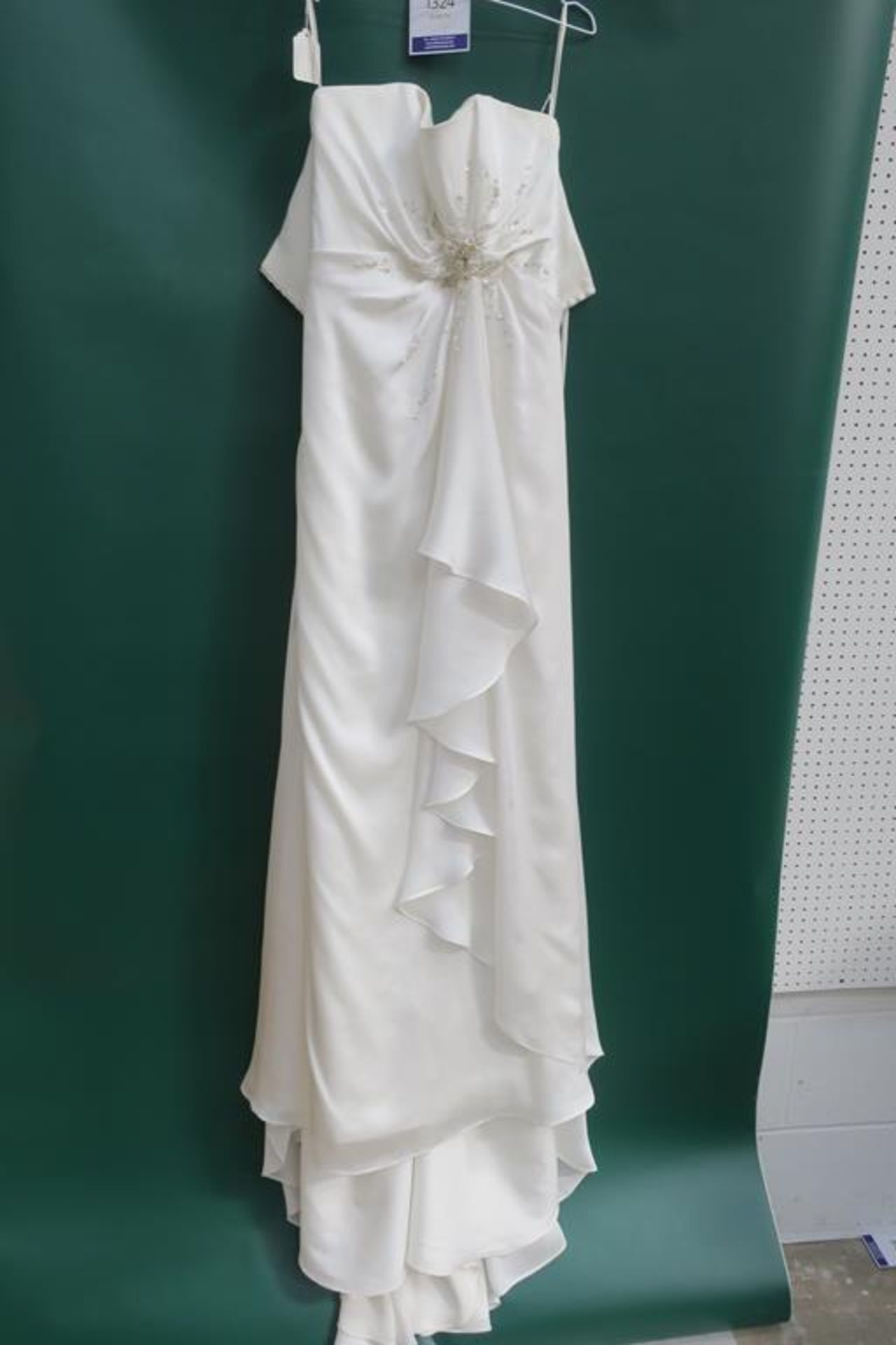 * Wedding Dress by "Tia" size 14 (RRP £730)