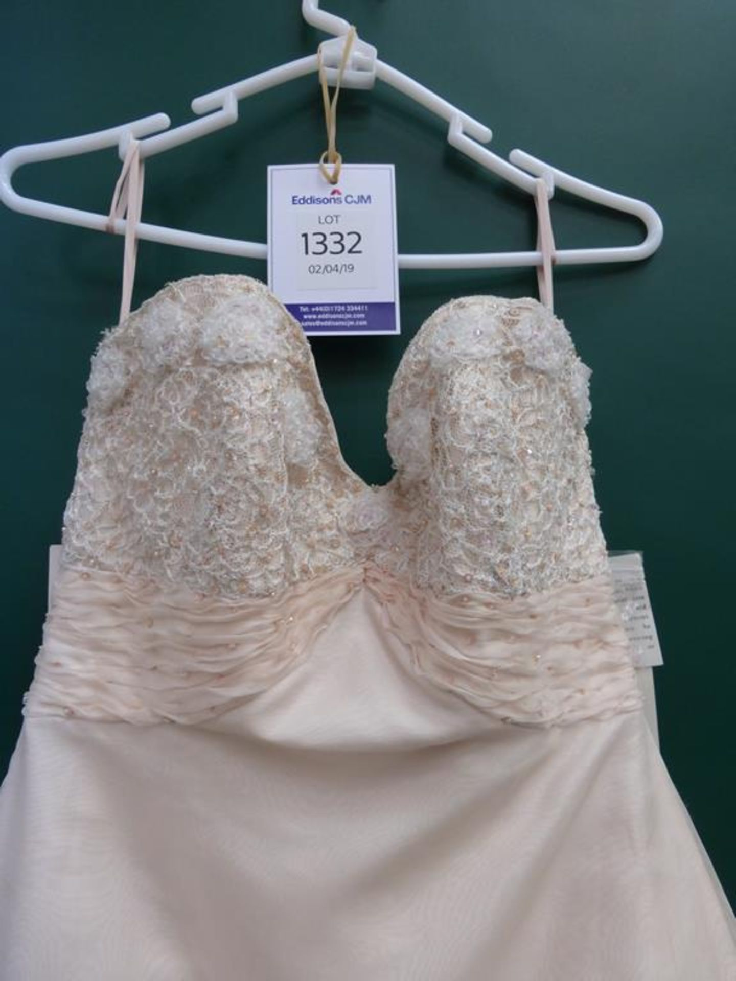 * Maureen Myring Kesterton Wedding Dress UK Size 12 (RRP £1420) - Image 2 of 4