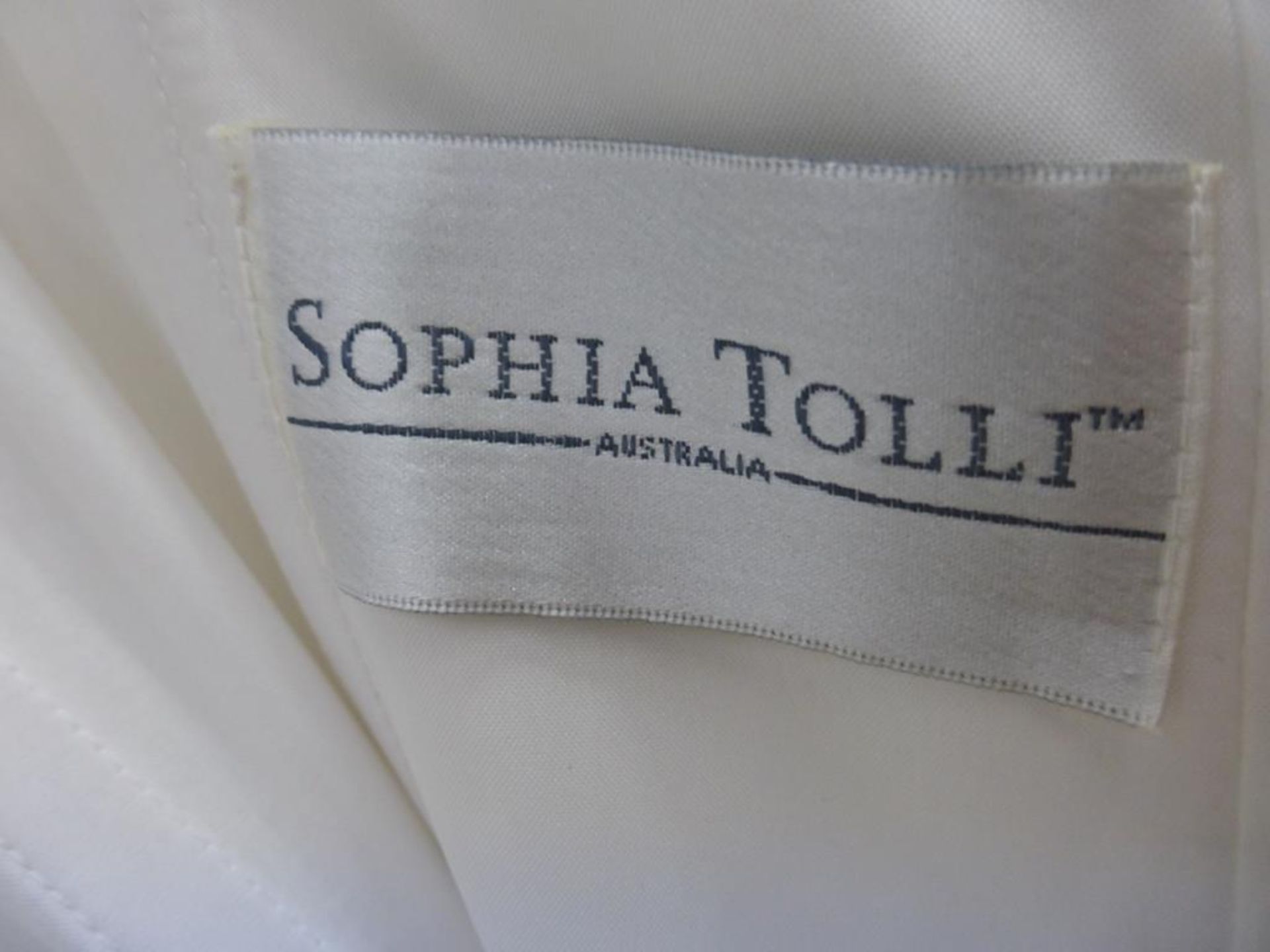 * Sophia Tolli Australia Wedding Dress UK Size 20 (RRP £1560) - Image 4 of 4