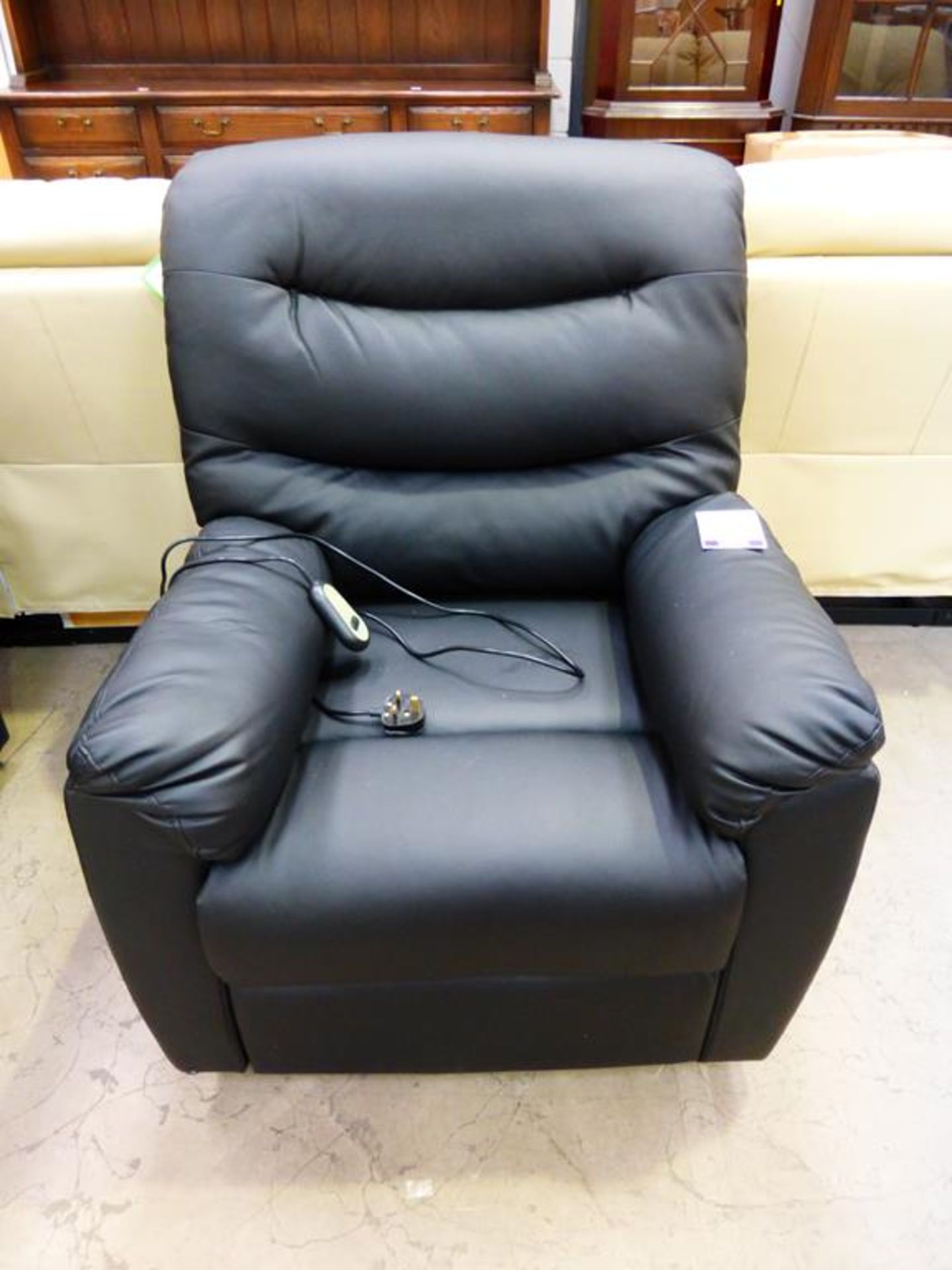 Birlea Regency Rise and Fall Recline Faux Leather Chair with a motorised tilt feature for easy - Image 2 of 7