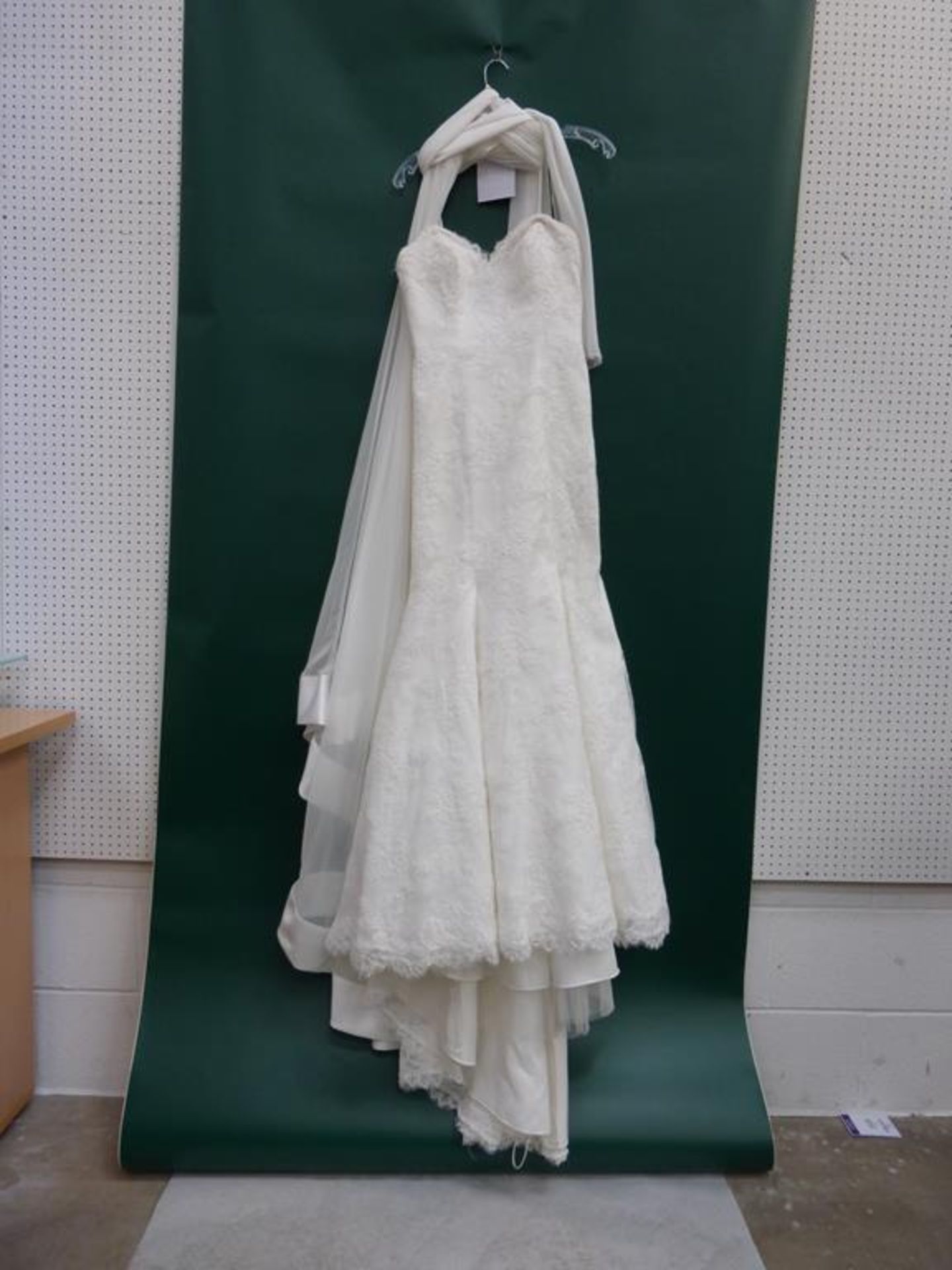 * Victoria Jane by Ronald Joyce Wedding Dress UK Size 10 (RRP £1400)