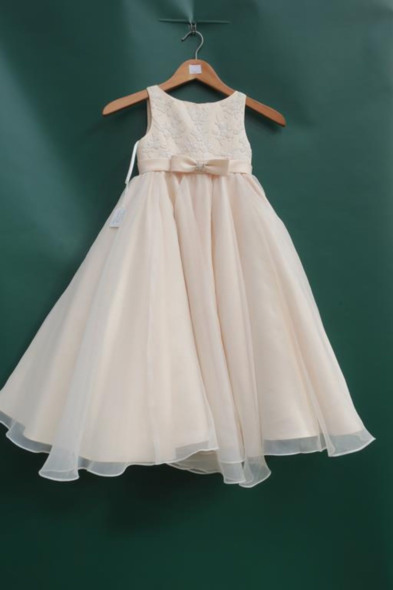 * Seven Flower Girl Dresses. Brands to include Romantica and Eden Princess. Labelled Sizes range - Image 4 of 10