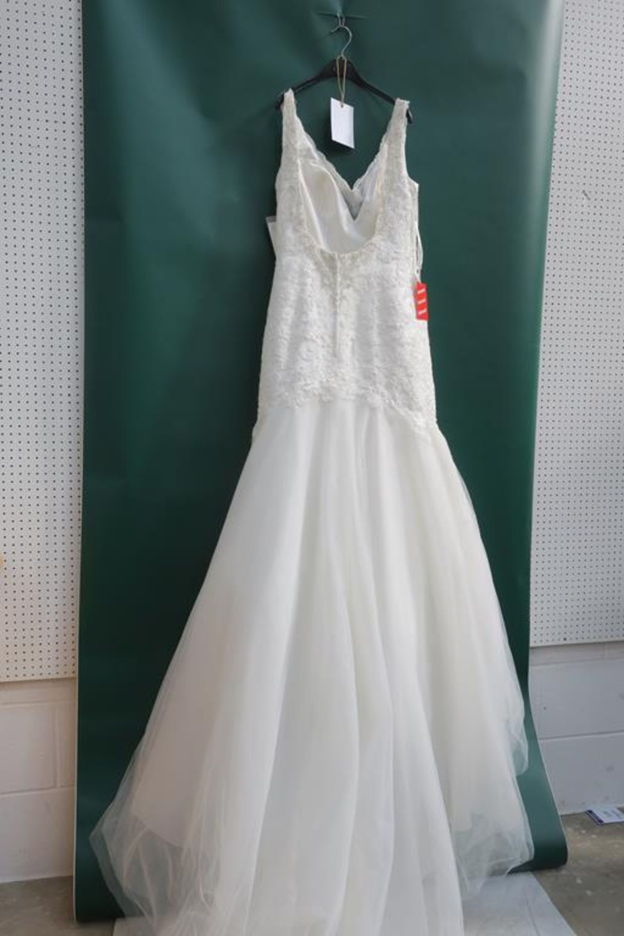 * Romantica Collections Wedding Dress UK Size 12 (RRP £1110) - Image 3 of 5