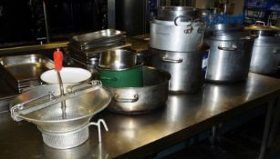 Large quantity of aluminium/steel cooking pots – v