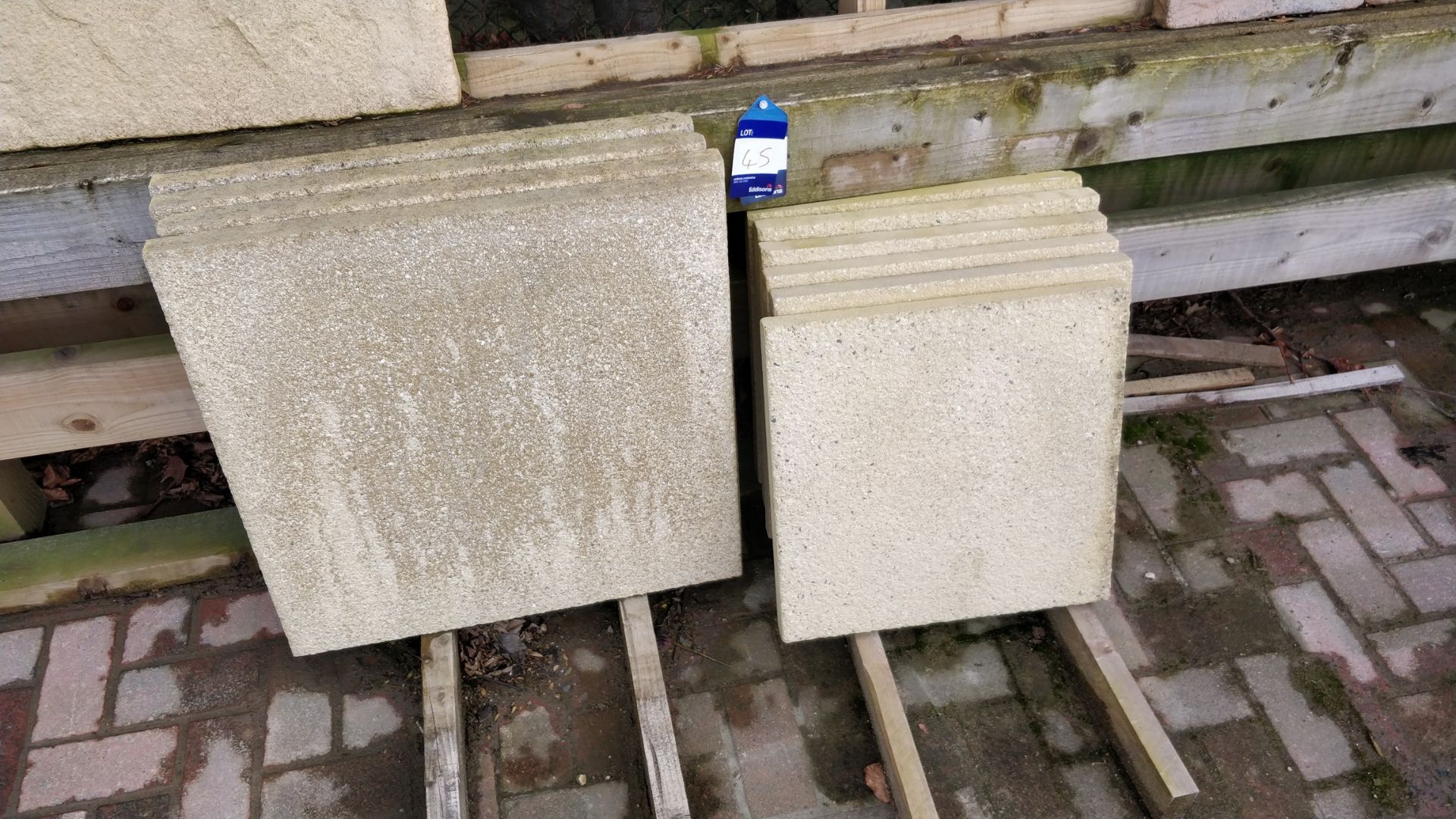 4 600x600, 6 450x450 textured slabs