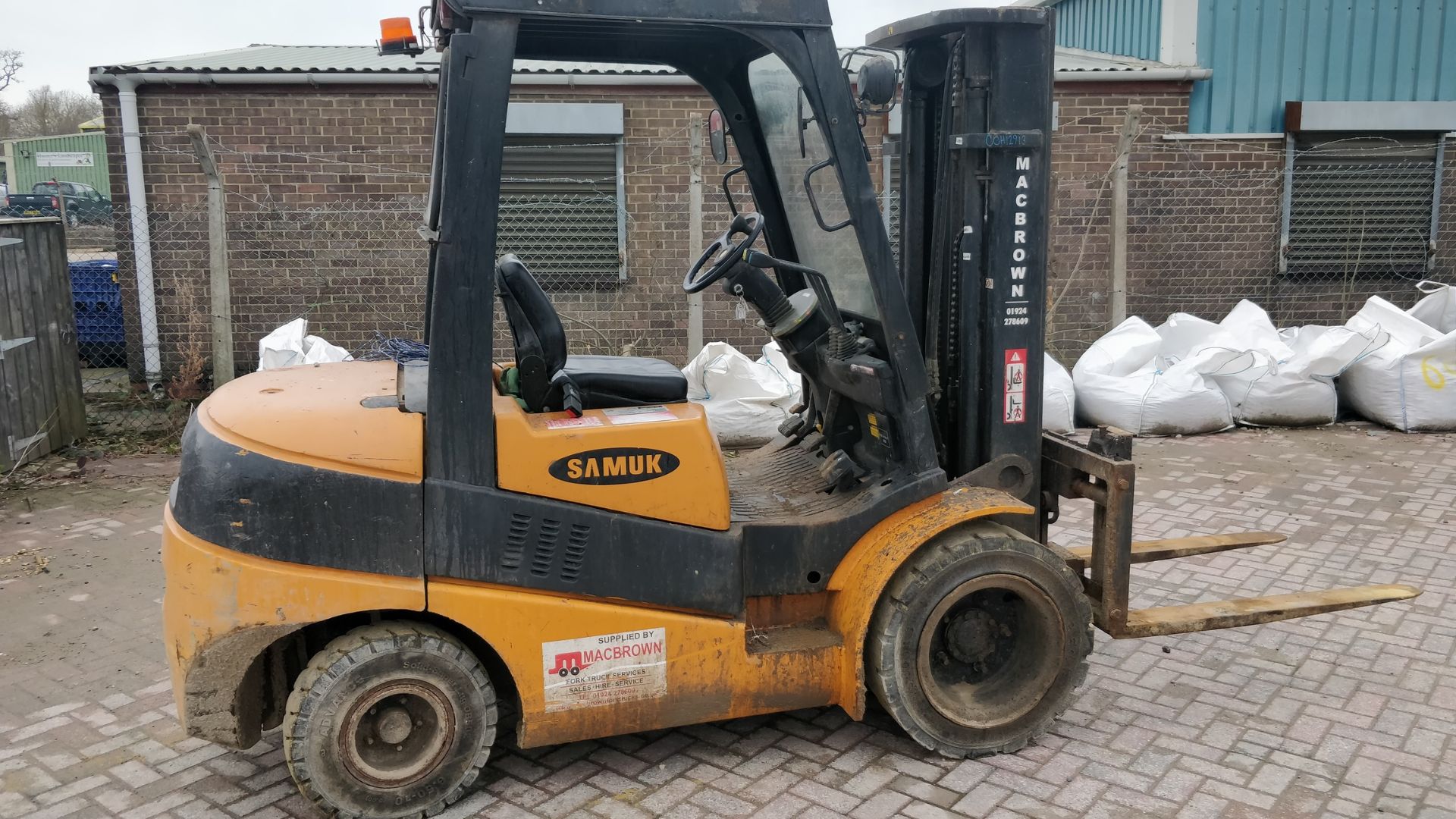 Samuk SC35D 3.5T triple mast fork lift 5852 hours, - Image 3 of 5