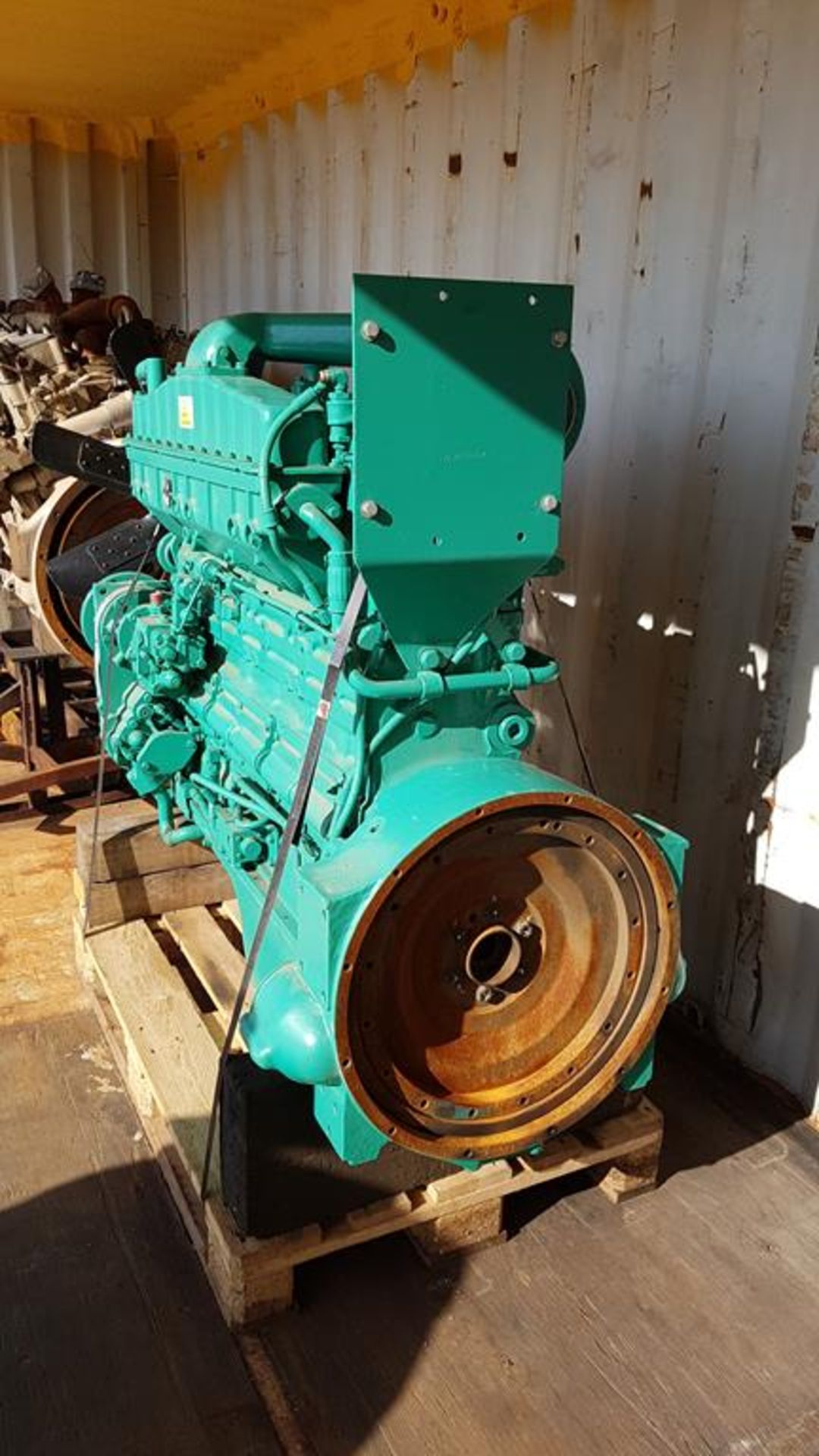 * Cummins 855 6 Cylinder Diesel Engine. - Image 3 of 4