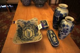 * 5 Pieces of Chinese Style Blue/White Ceramicware. This lot is located in the Garden Room.